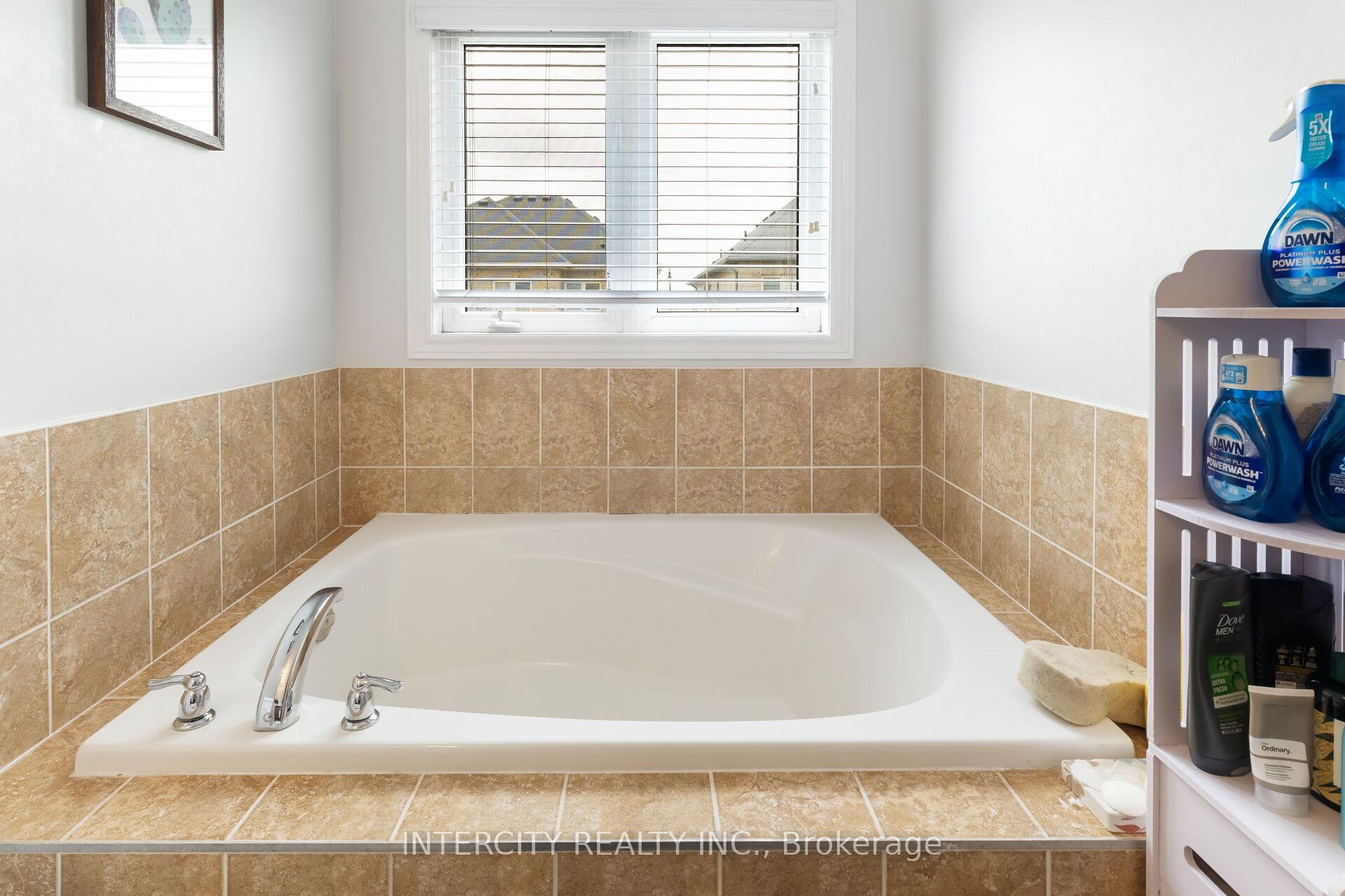 Photo 29 of 20 Vanderpool Crescent, Brampton, Bram East — HOMEH