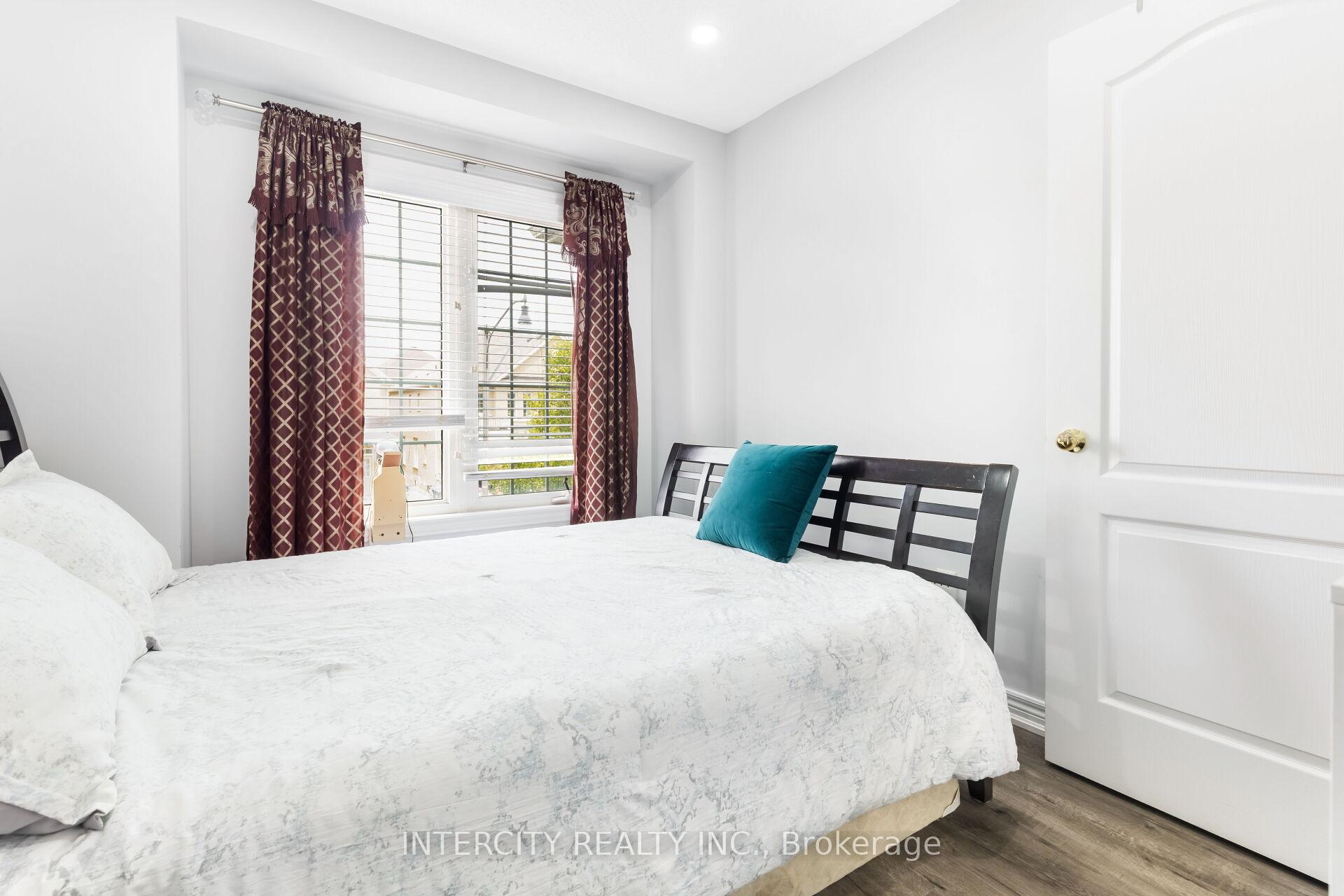 Photo 19 of 20 Vanderpool Crescent, Brampton, Bram East — HOMEH