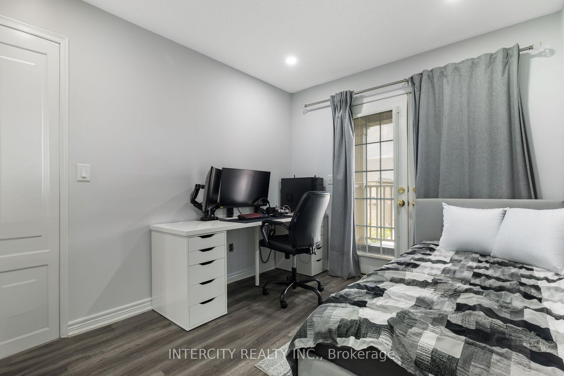 Photo 41 of 20 Vanderpool Crescent, Brampton, Bram East — HOMEH