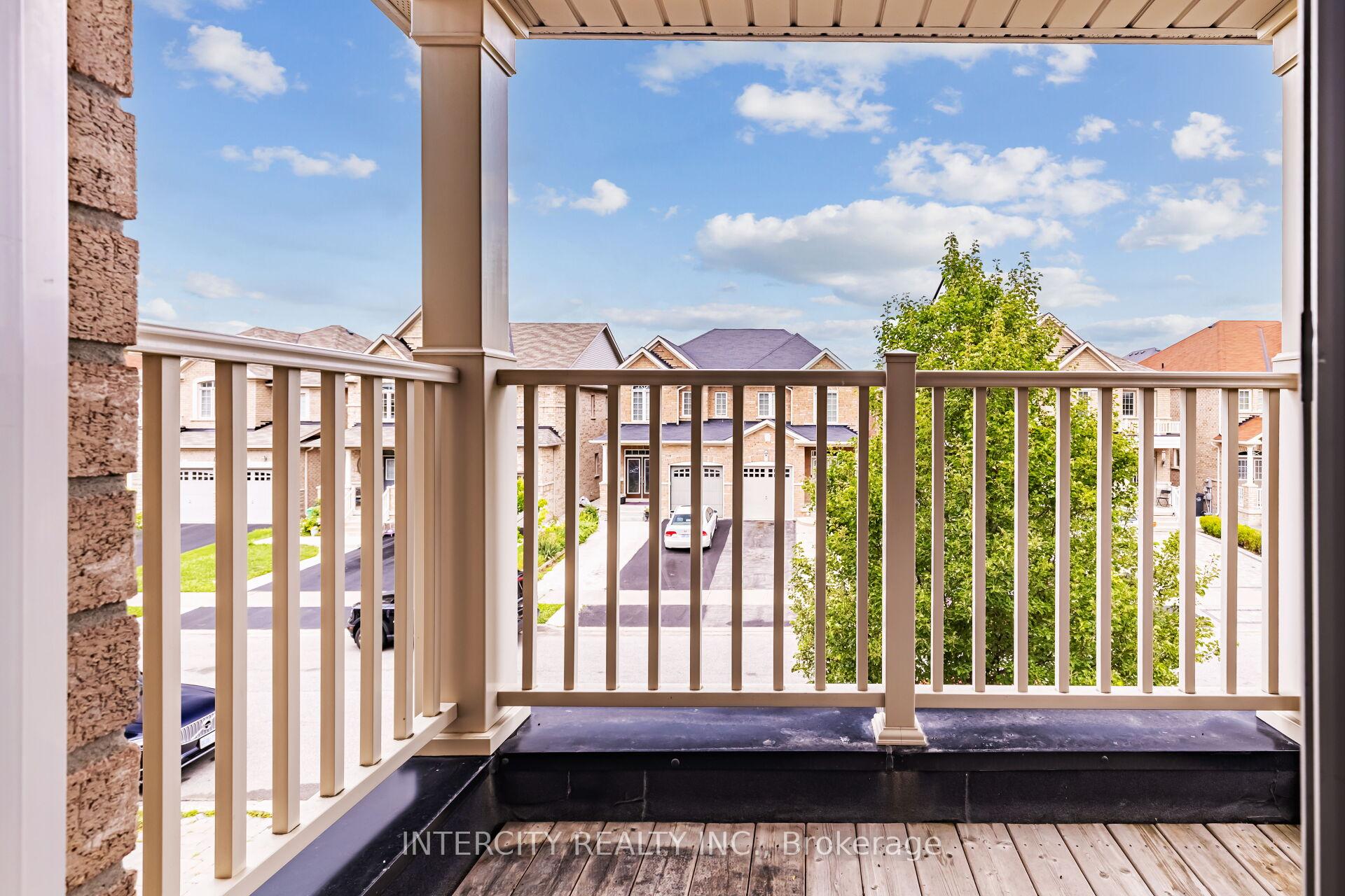 Photo 34 of 20 Vanderpool Crescent, Brampton, Bram East — HOMEH