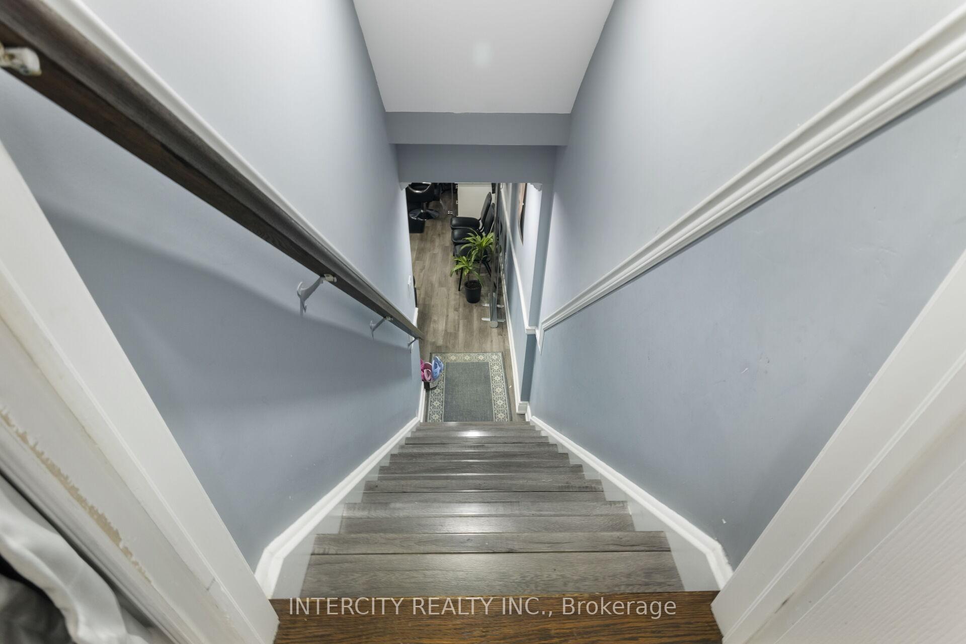 Photo 32 of 20 Vanderpool Crescent, Brampton, Bram East — HOMEH