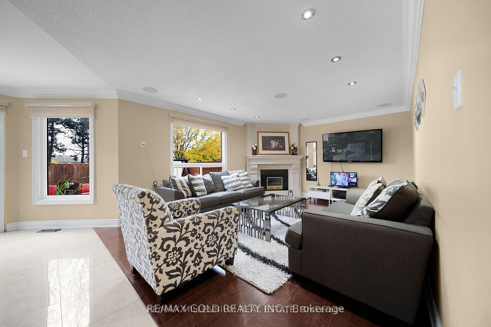 Photo 7 of 22 Blackwell Place, Brampton, Fletcher's Creek South — HOMEH
