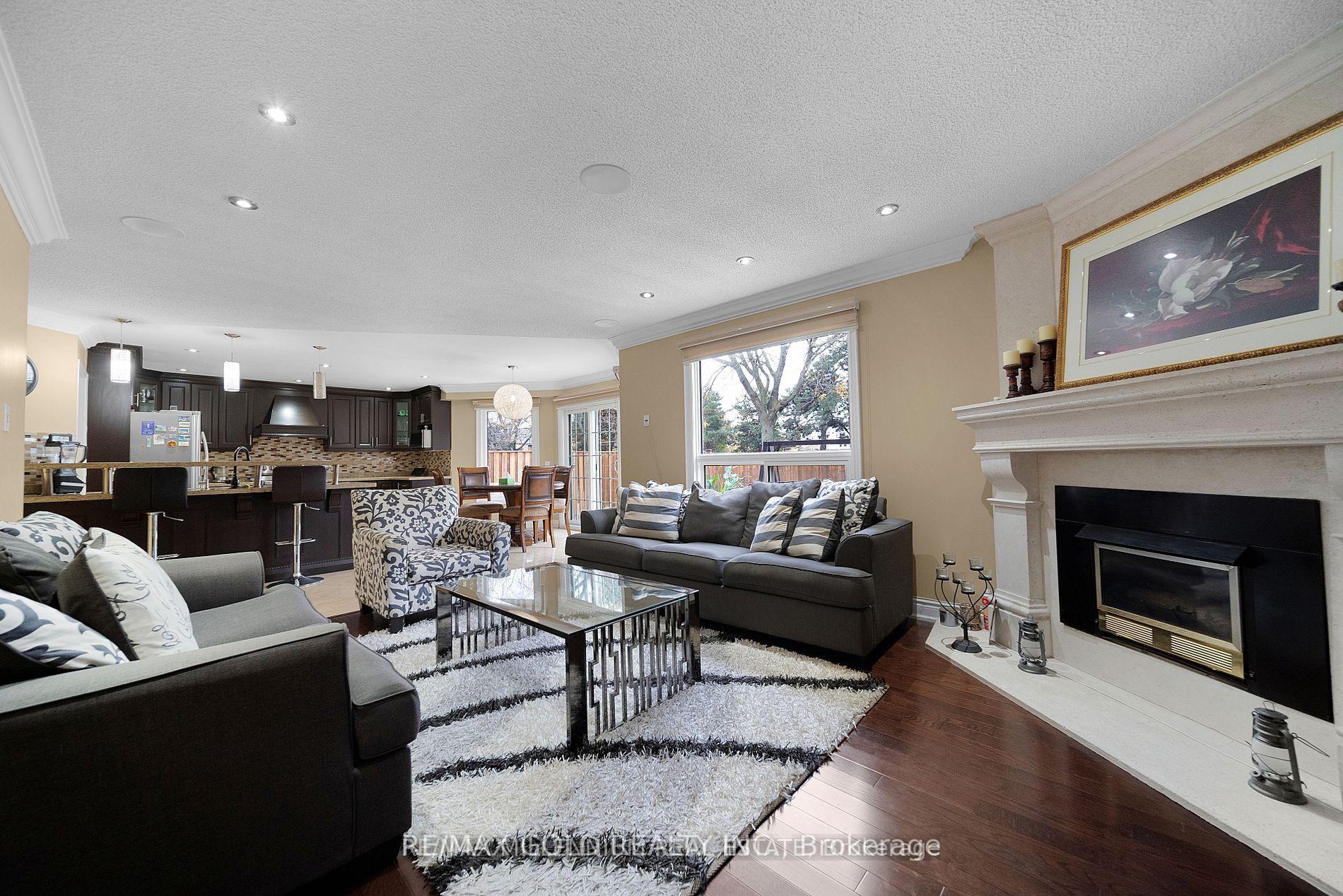 Photo 8 of 22 Blackwell Place, Brampton, Fletcher's Creek South — HOMEH