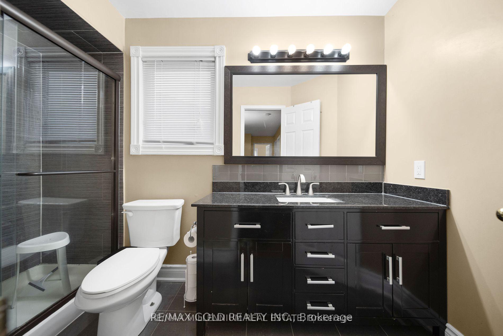 Photo 17 of 22 Blackwell Place, Brampton, Fletcher's Creek South — HOMEH