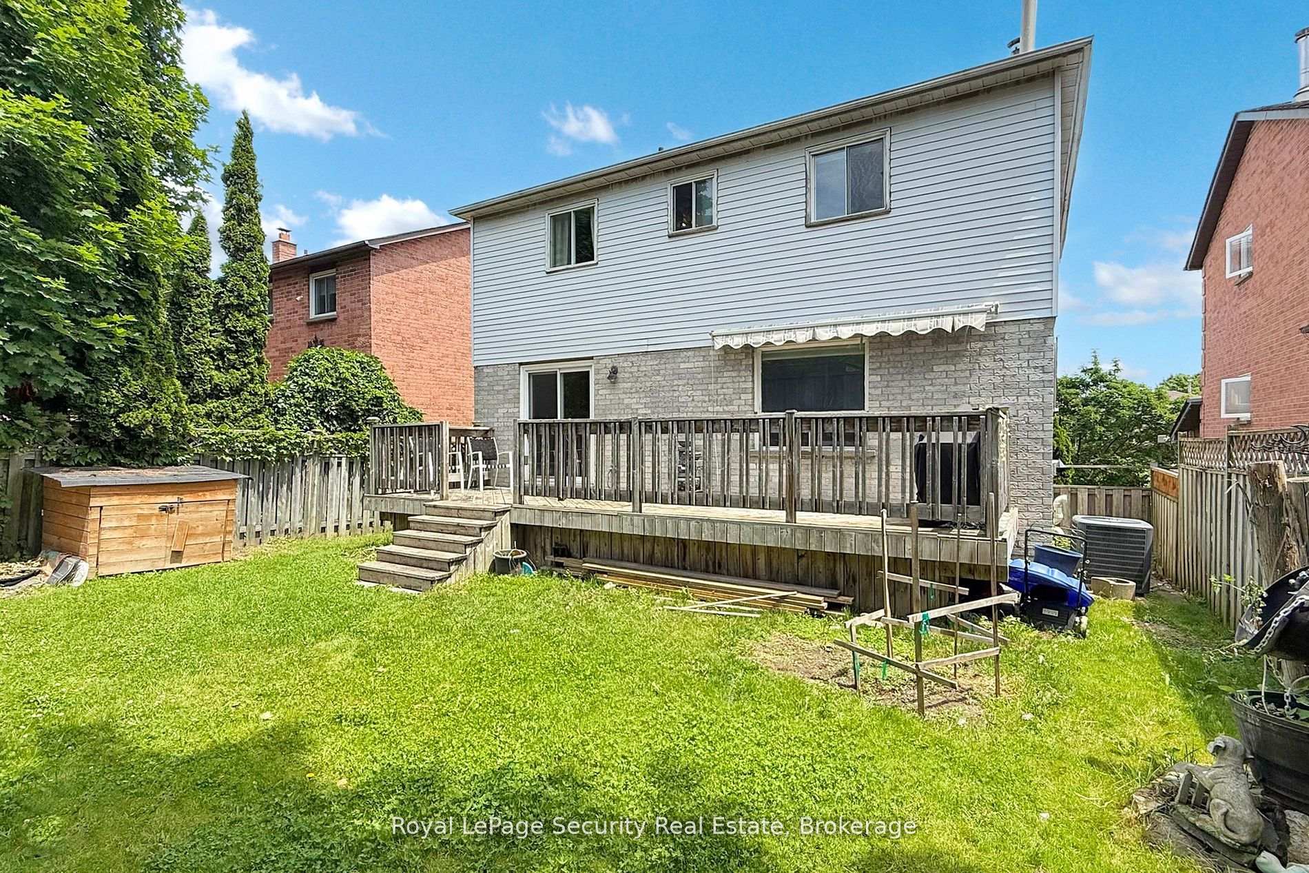 Photo 33 of 42 Gardiner Drive, Ajax, Central — HOMEH