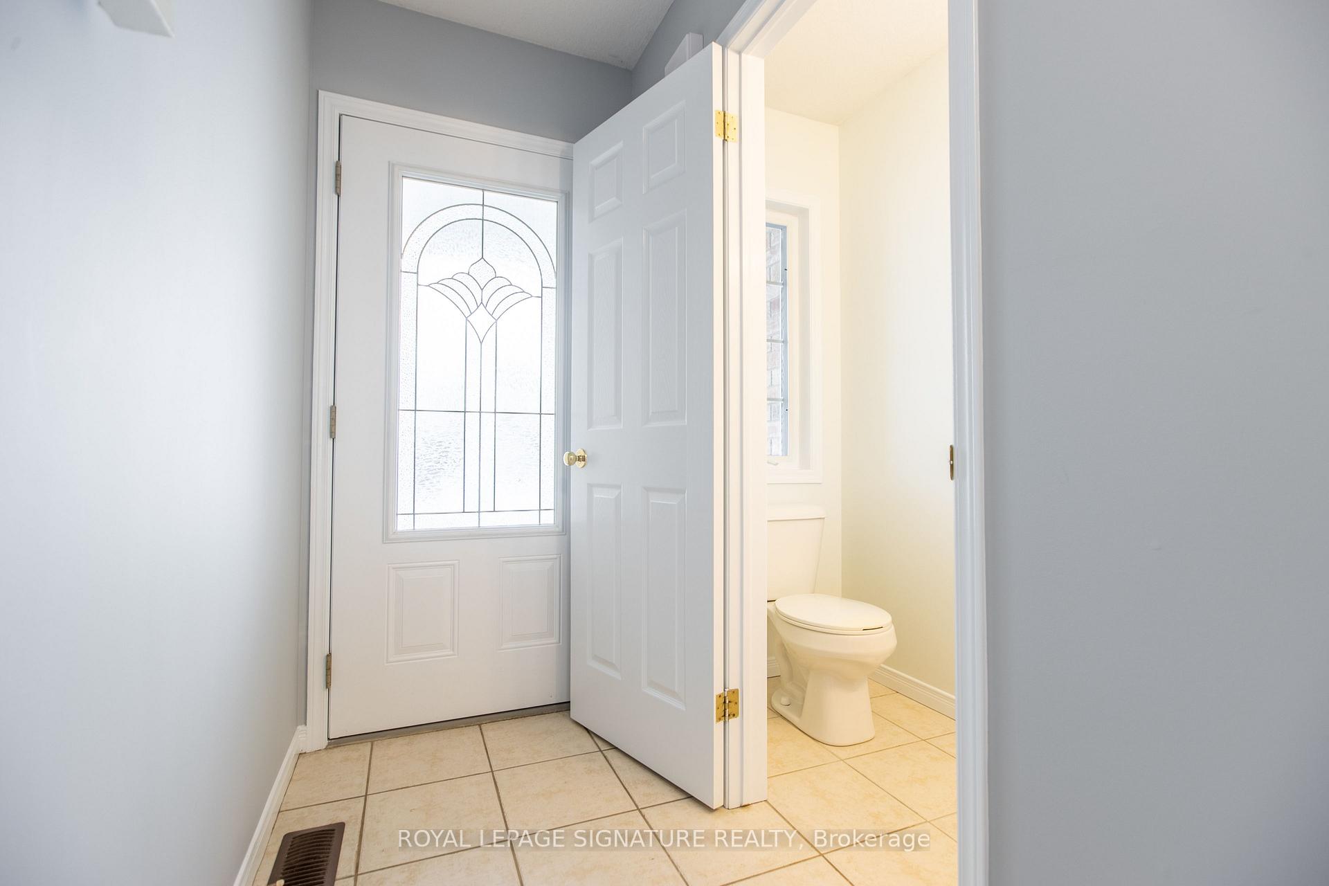 Photo 6 of 32 Hasler Crescent, Guelph, Pineridge/Westminster Woods — HOMEH