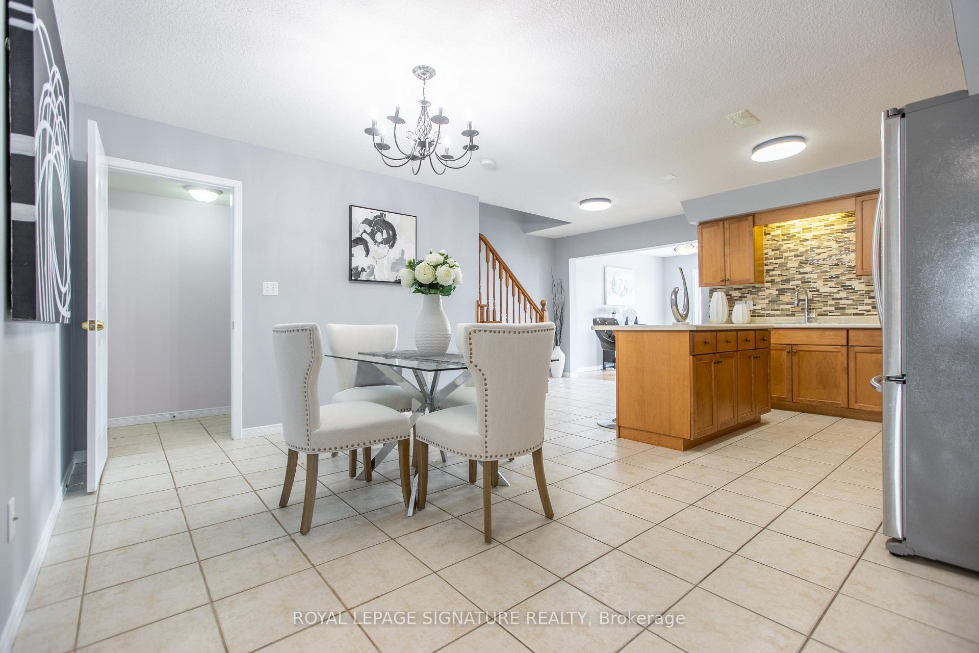 Photo 8 of 32 Hasler Crescent, Guelph, Pineridge/Westminster Woods — HOMEH