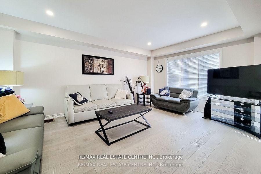 Photo 6 of 7757 Shaw Street, Niagara Falls, Oldfield — HOMEH