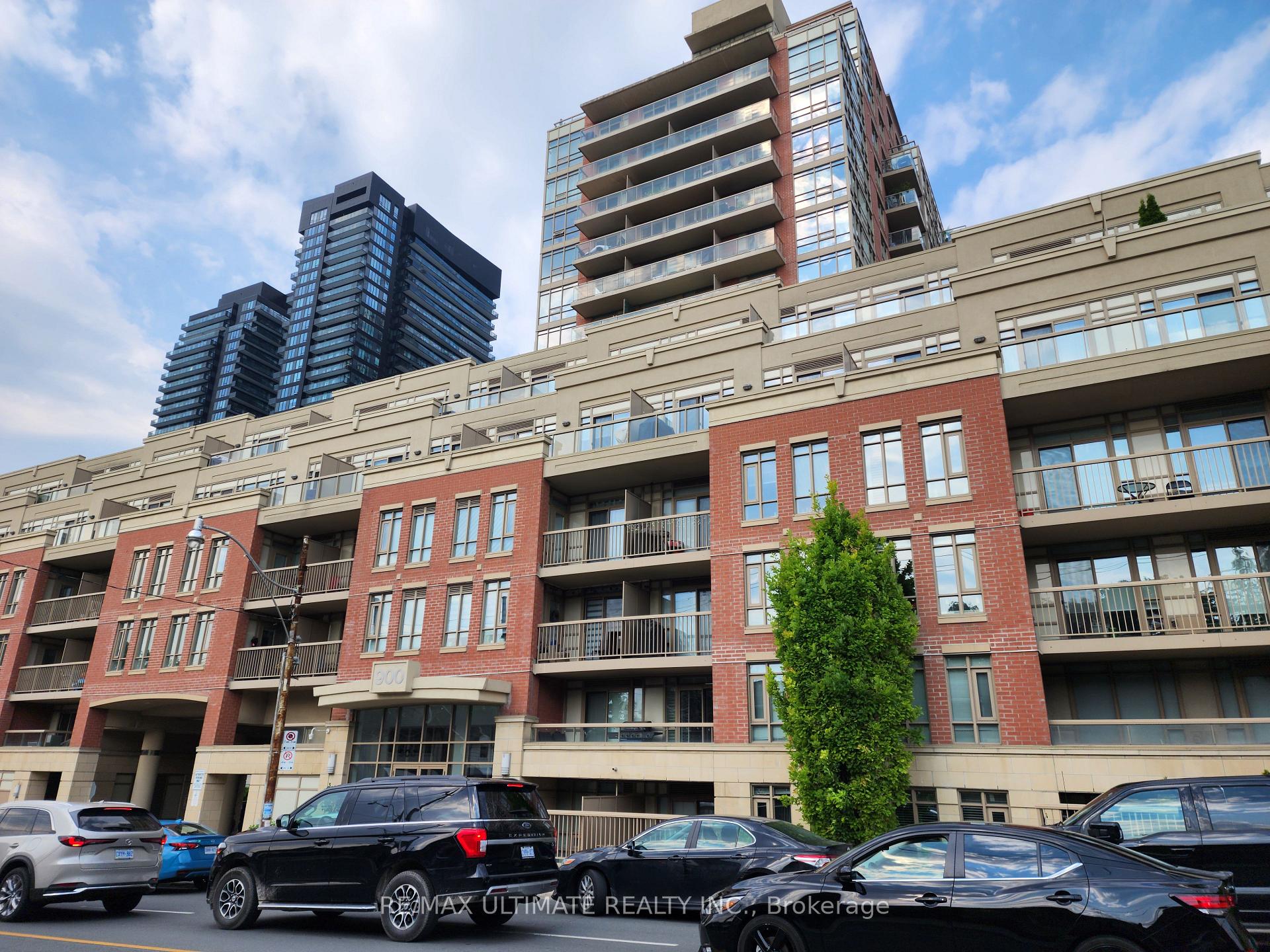 Photo 3 of Unit 701, 900 Mount Pleasant Road, Toronto, Mount Pleasant West — HOMEH