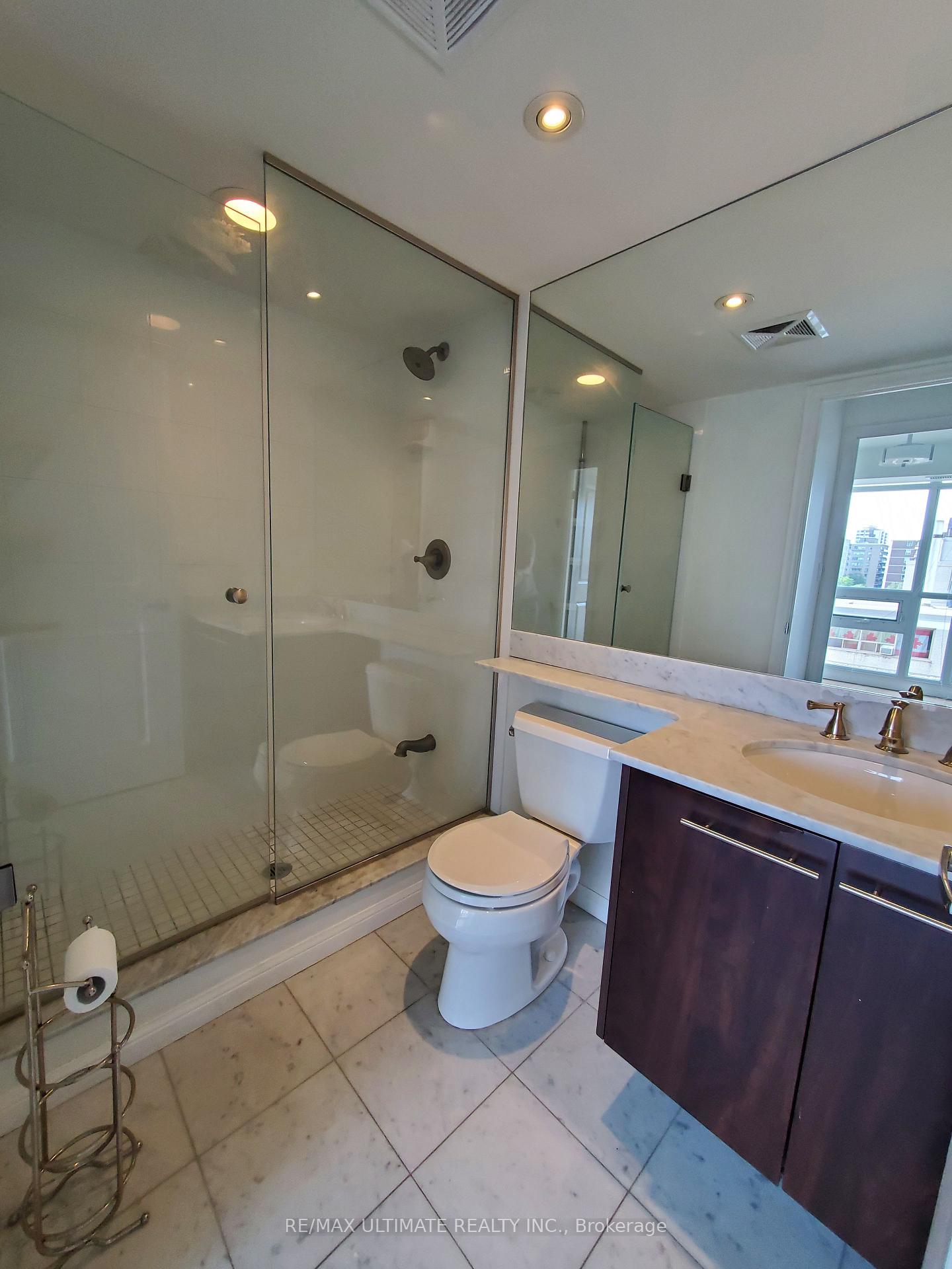 Photo 7 of Unit 701, 900 Mount Pleasant Road, Toronto, Mount Pleasant West — HOMEH
