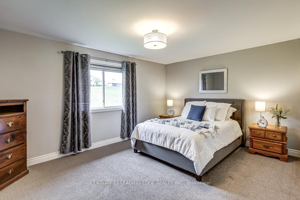 Photo 39 of 138 Hiddenvalley Drive, Belleville, Belleville Ward — HOMEH