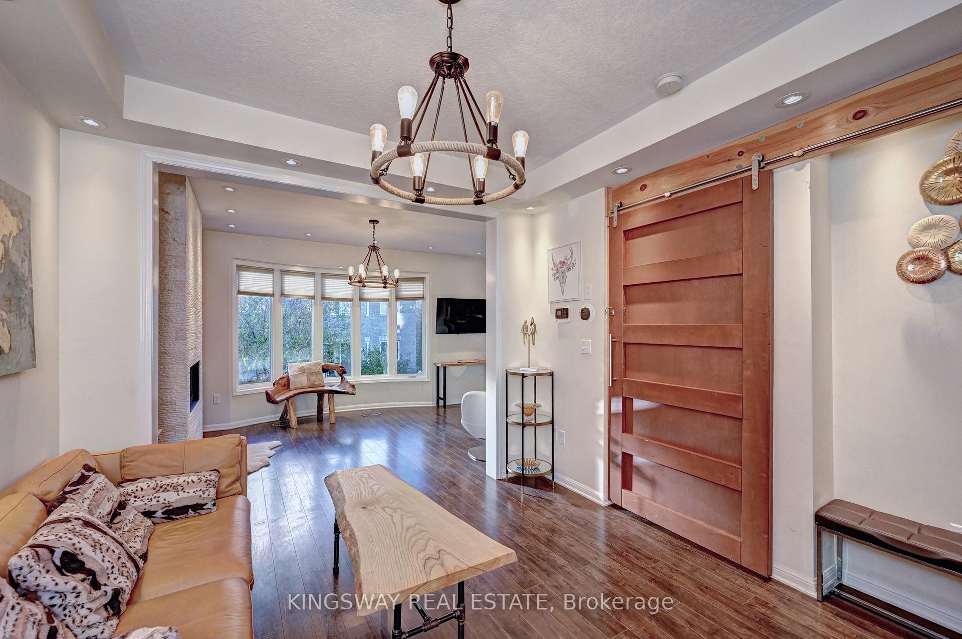Photo 2 of 150 Holland Circle, Cambridge — HOMEH