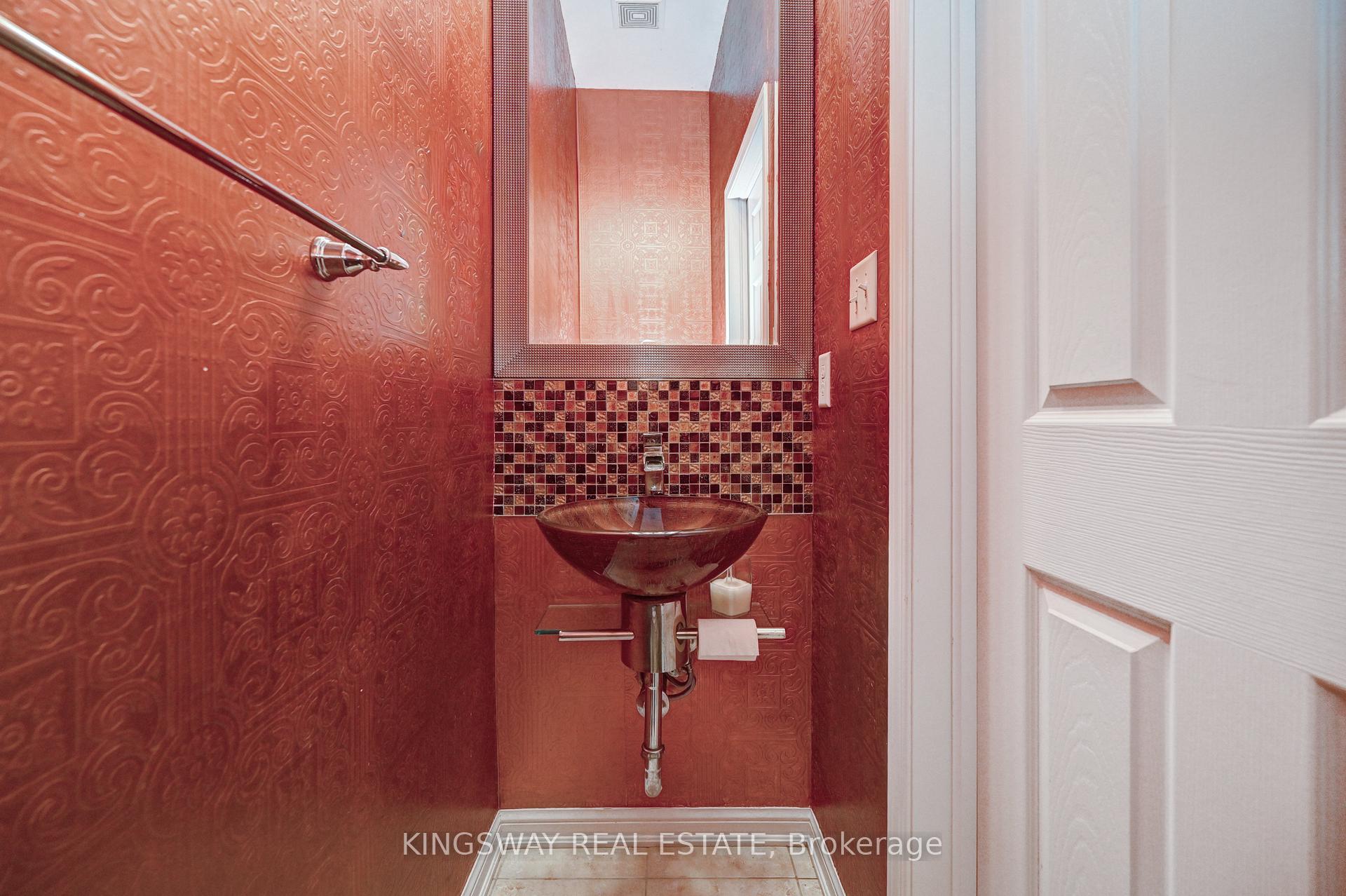 Photo 11 of 150 Holland Circle, Cambridge — HOMEH