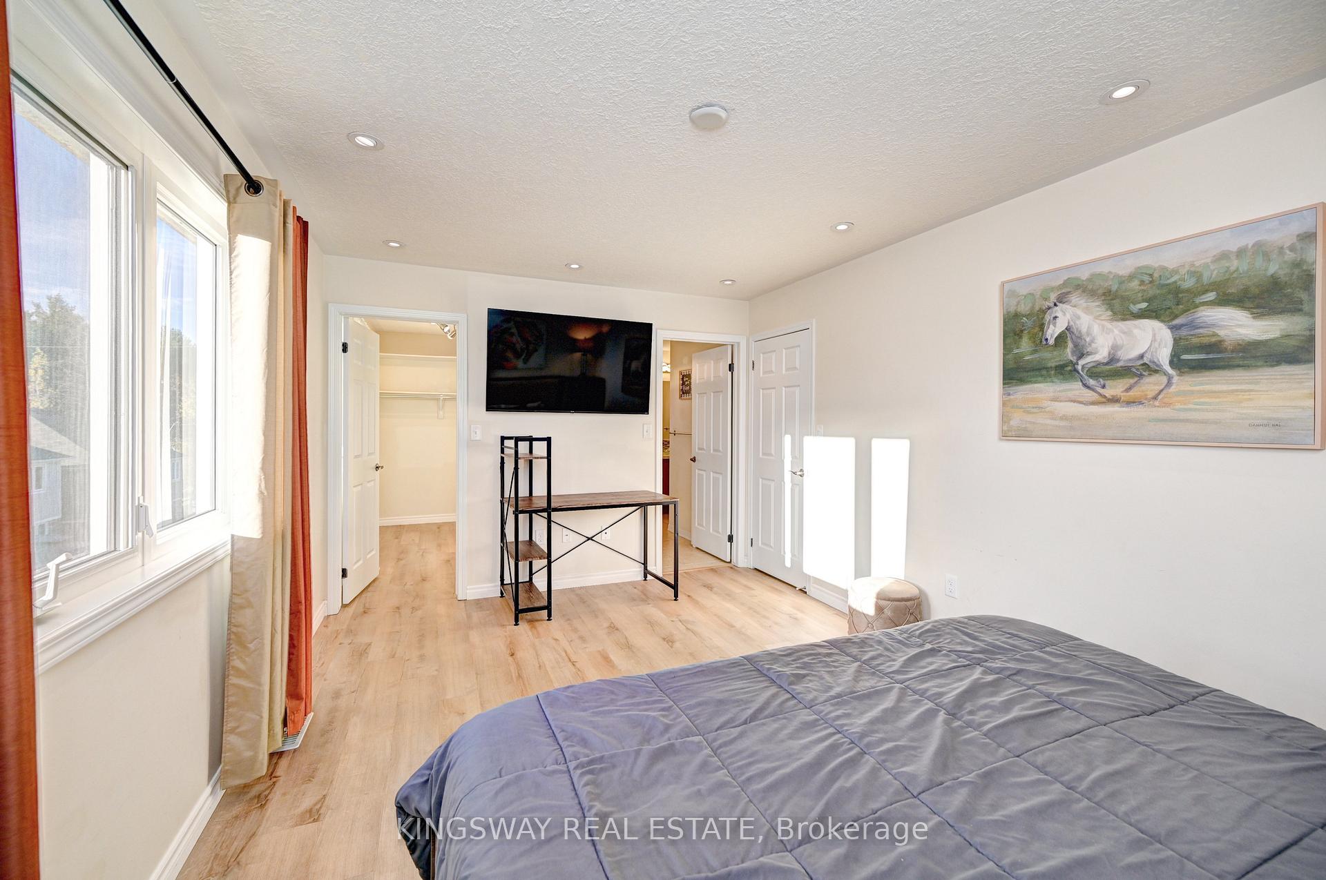 Photo 13 of 150 Holland Circle, Cambridge — HOMEH