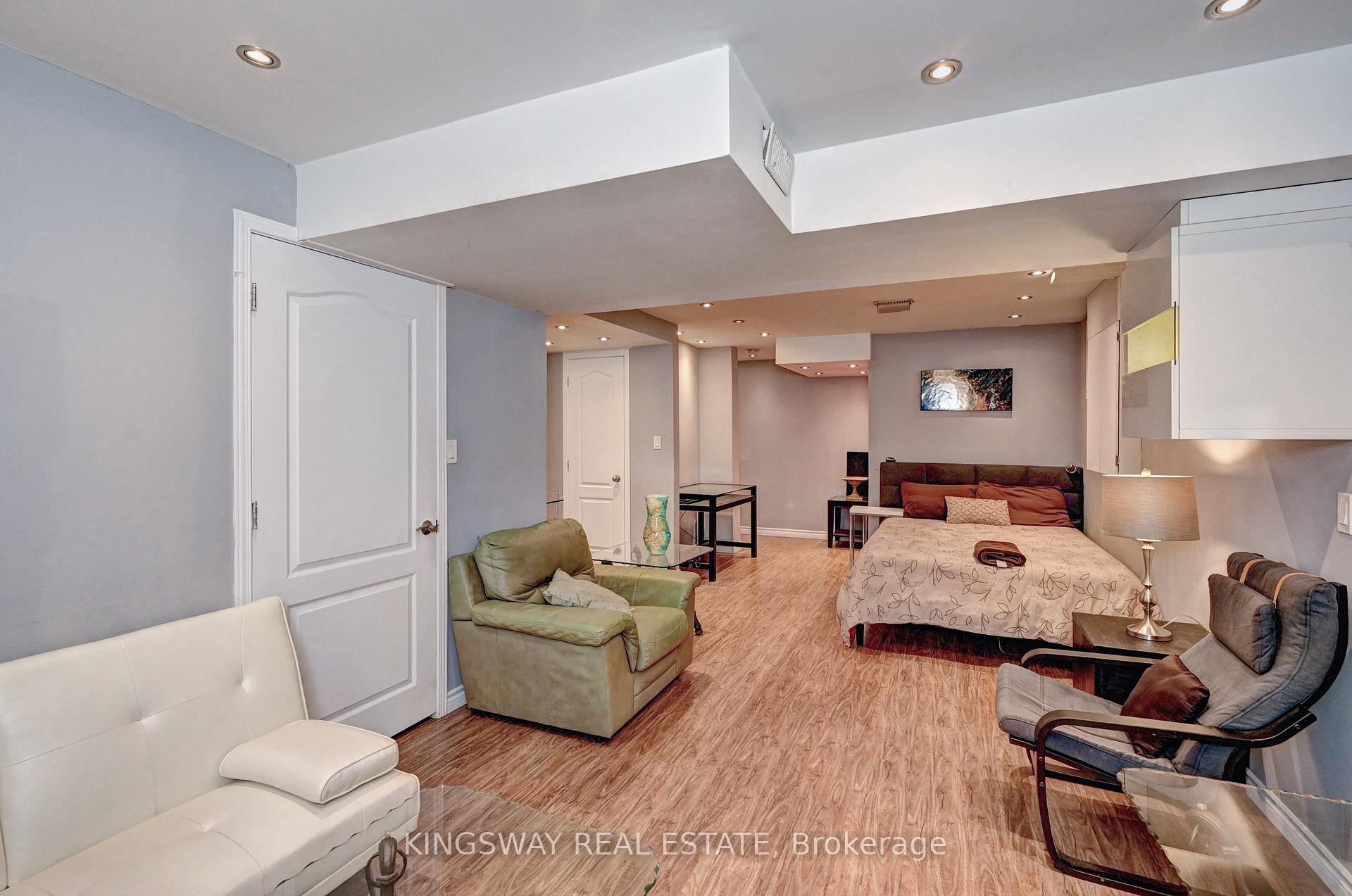 Photo 33 of 150 Holland Circle, Cambridge — HOMEH