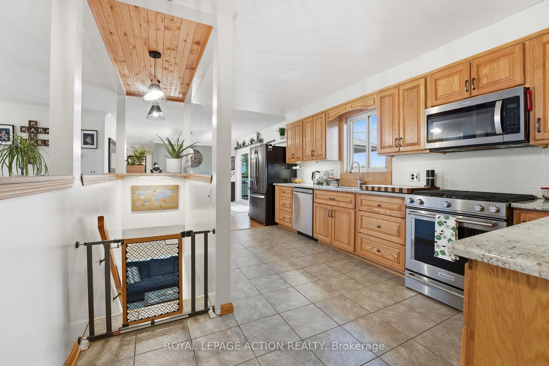 Photo 17 of 33 Dufferin Street, Brant, Burford — HOMEH