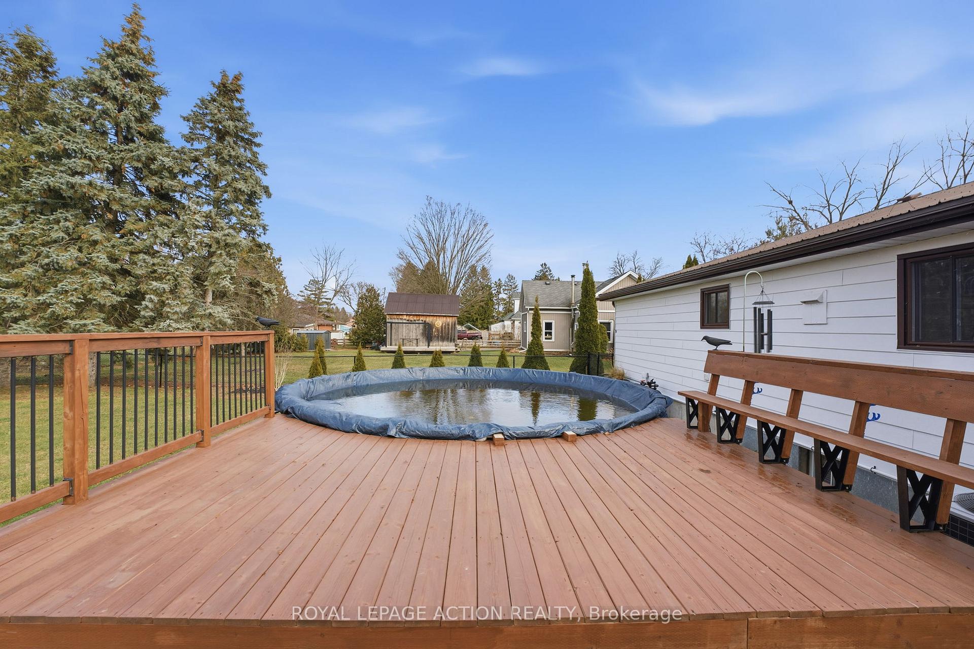Photo 34 of 33 Dufferin Street, Brant, Burford — HOMEH