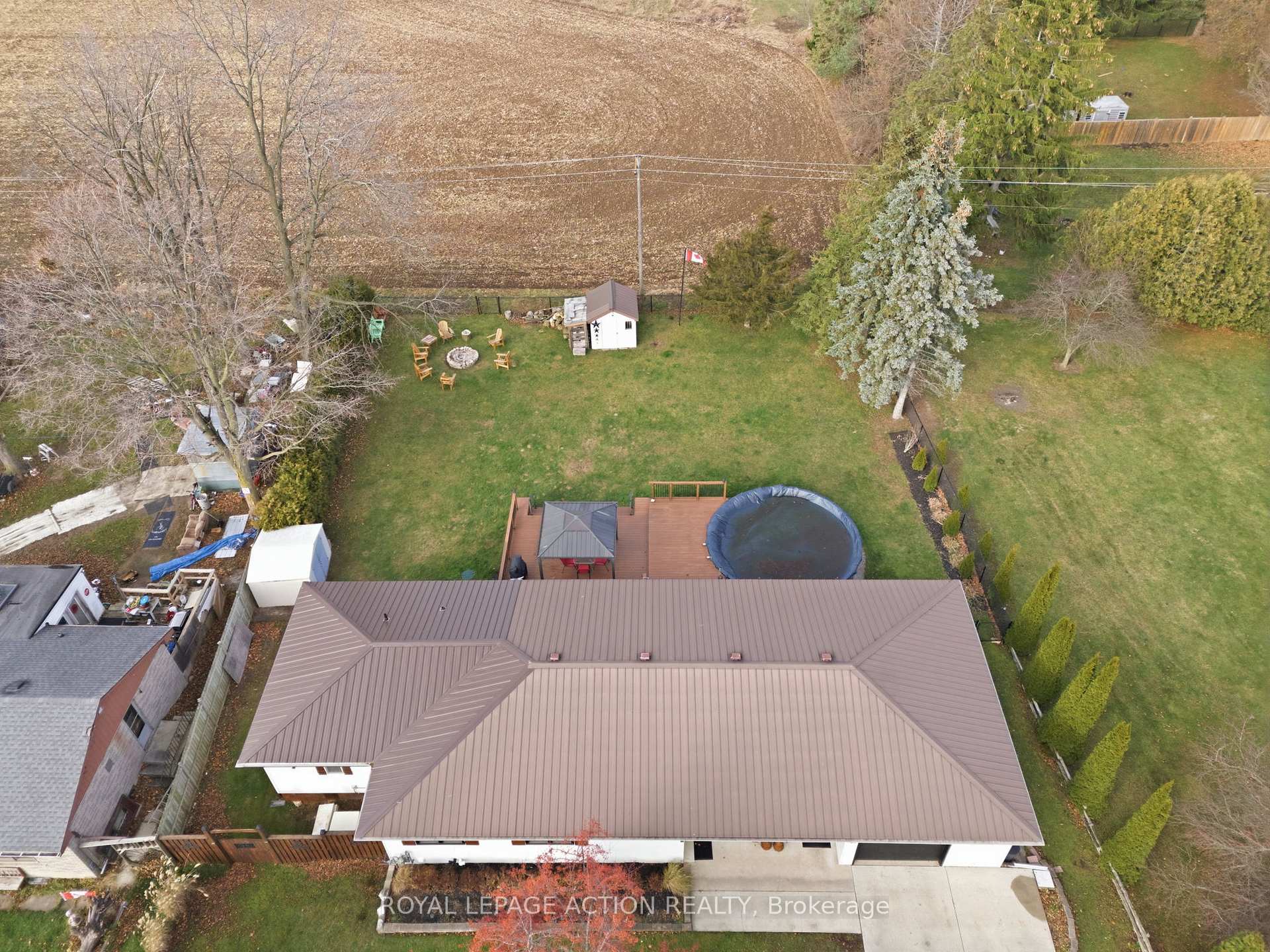 Photo 36 of 33 Dufferin Street, Brant, Burford — HOMEH