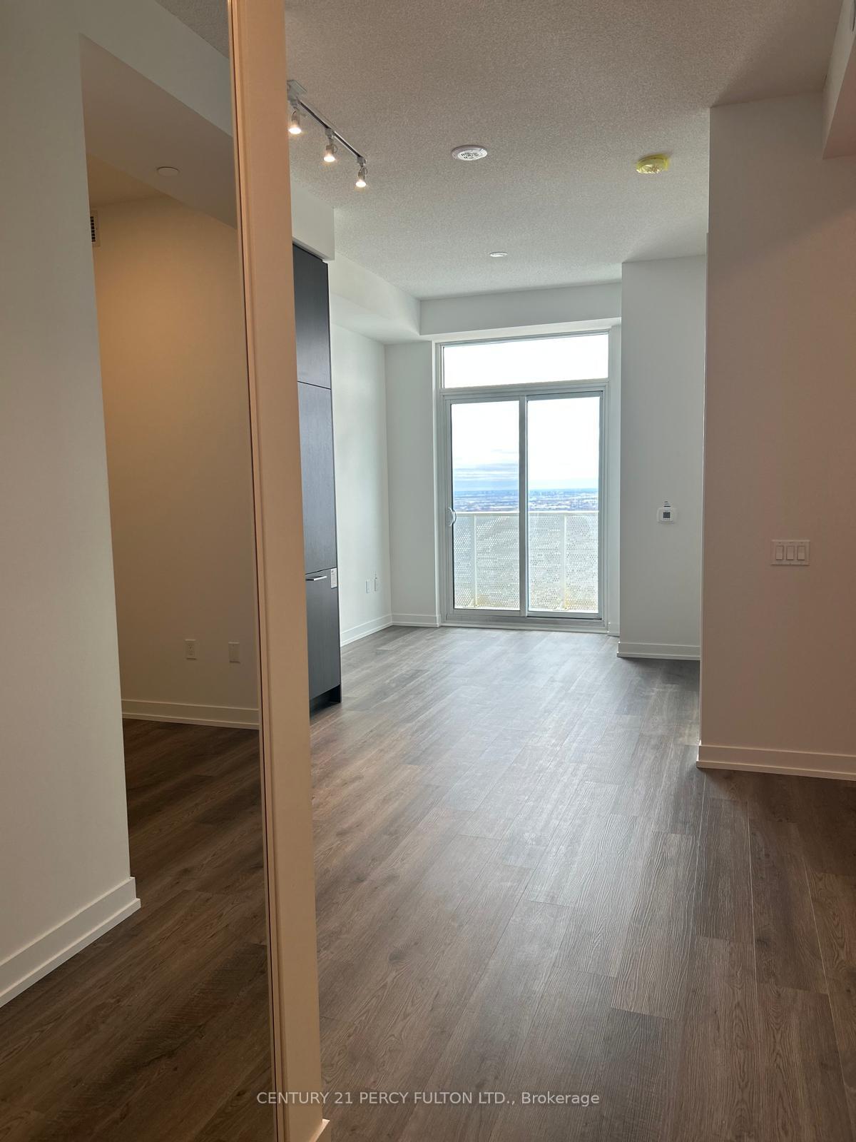 Photo 7 of Unit 5310, 195 Commerce Street, Vaughan, Vaughan Corporate Centre — HOMEH