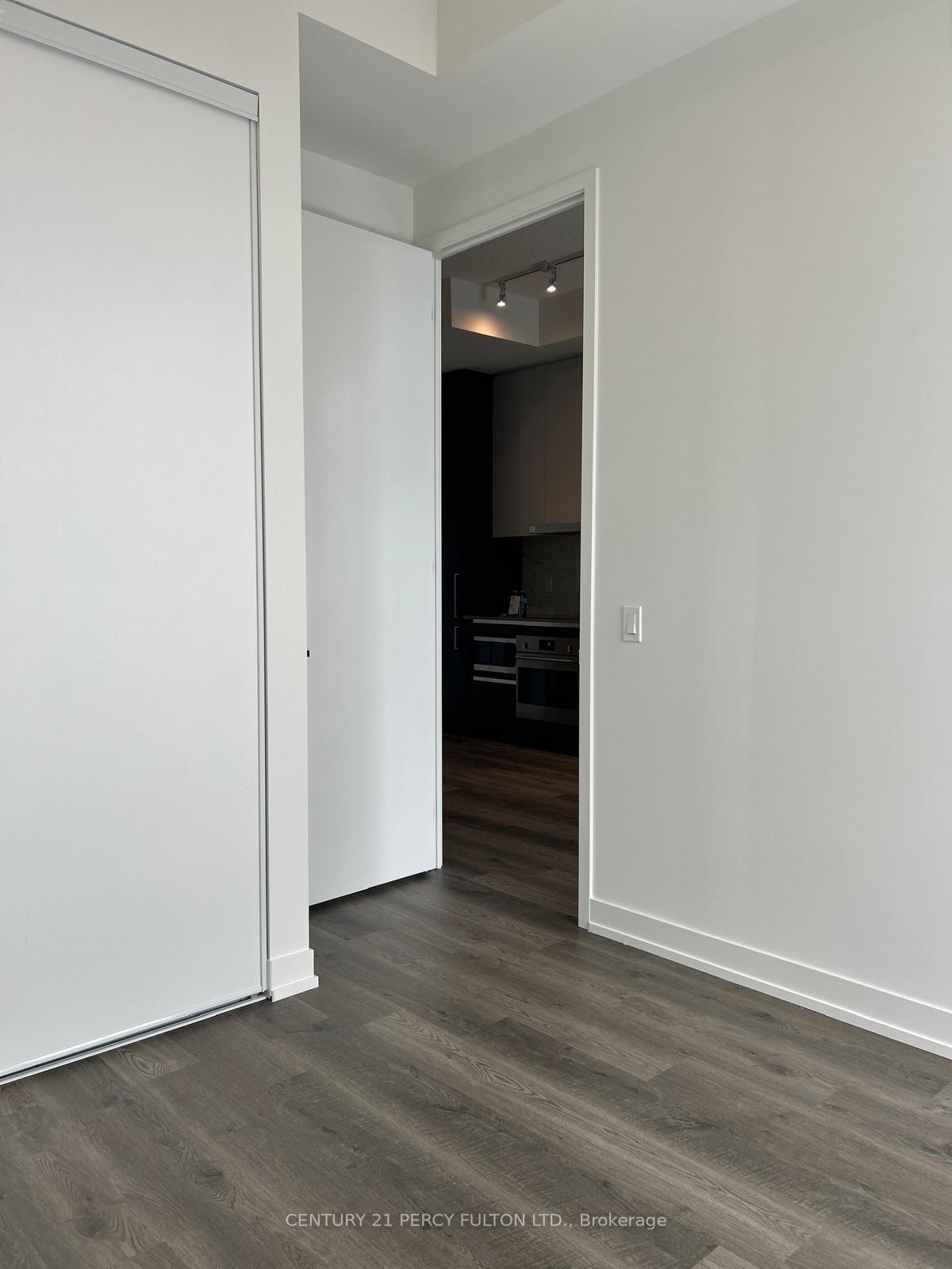 Photo 17 of Unit 5310, 195 Commerce Street, Vaughan, Vaughan Corporate Centre — HOMEH
