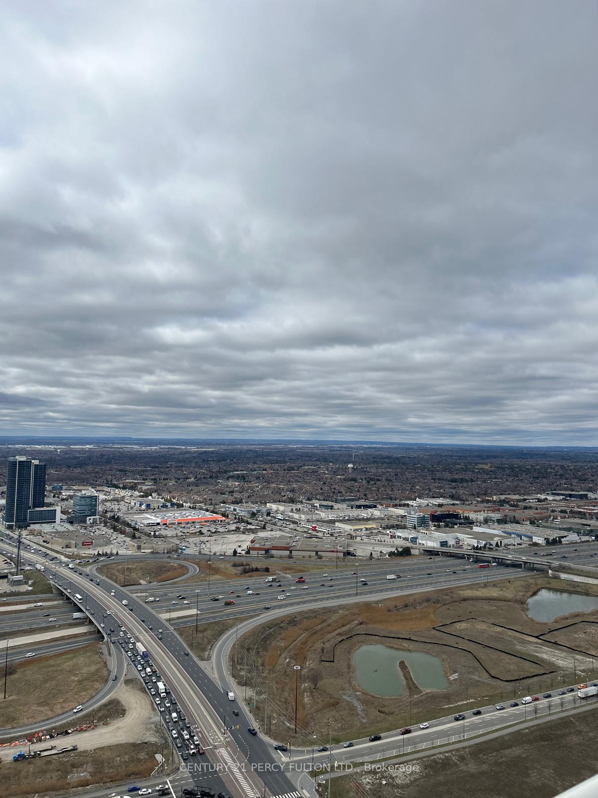 Photo 14 of Unit 5310, 195 Commerce Street, Vaughan, Vaughan Corporate Centre — HOMEH