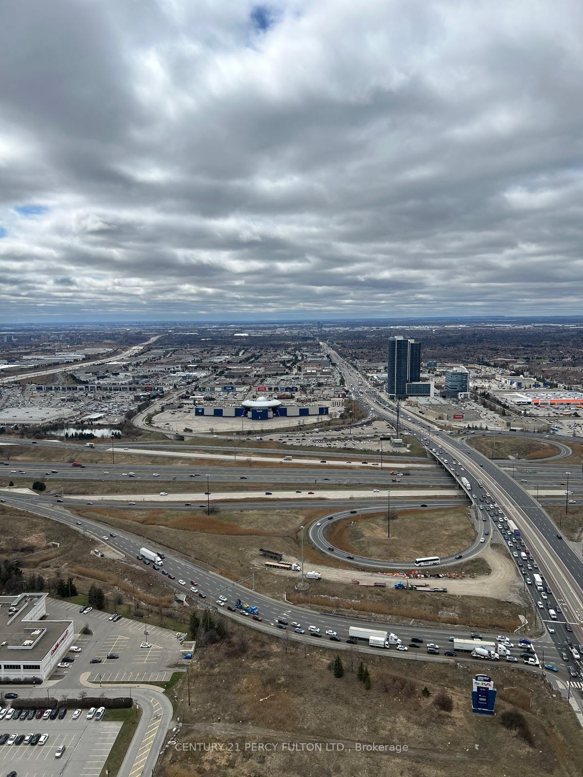 Photo 15 of Unit 5310, 195 Commerce Street, Vaughan, Vaughan Corporate Centre — HOMEH