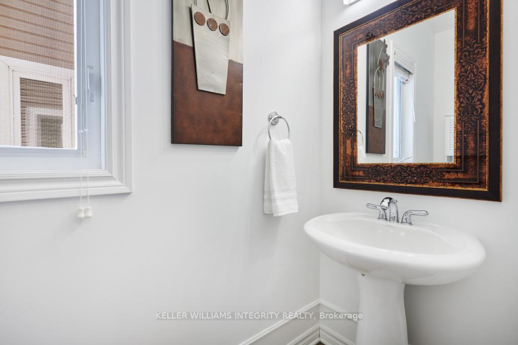 Photo 17 of 152 August Lily Crescent, Ottawa, Riverside South/Gloucester Glen — HOMEH