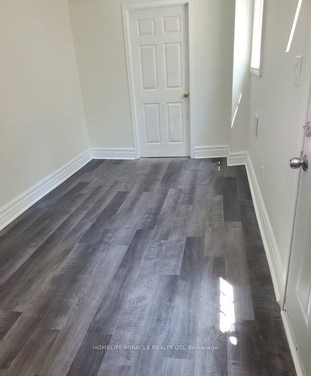 Photo 8 of Unit Lower, 42 Rotherglen Court, Brampton, Brampton West — HOMEH