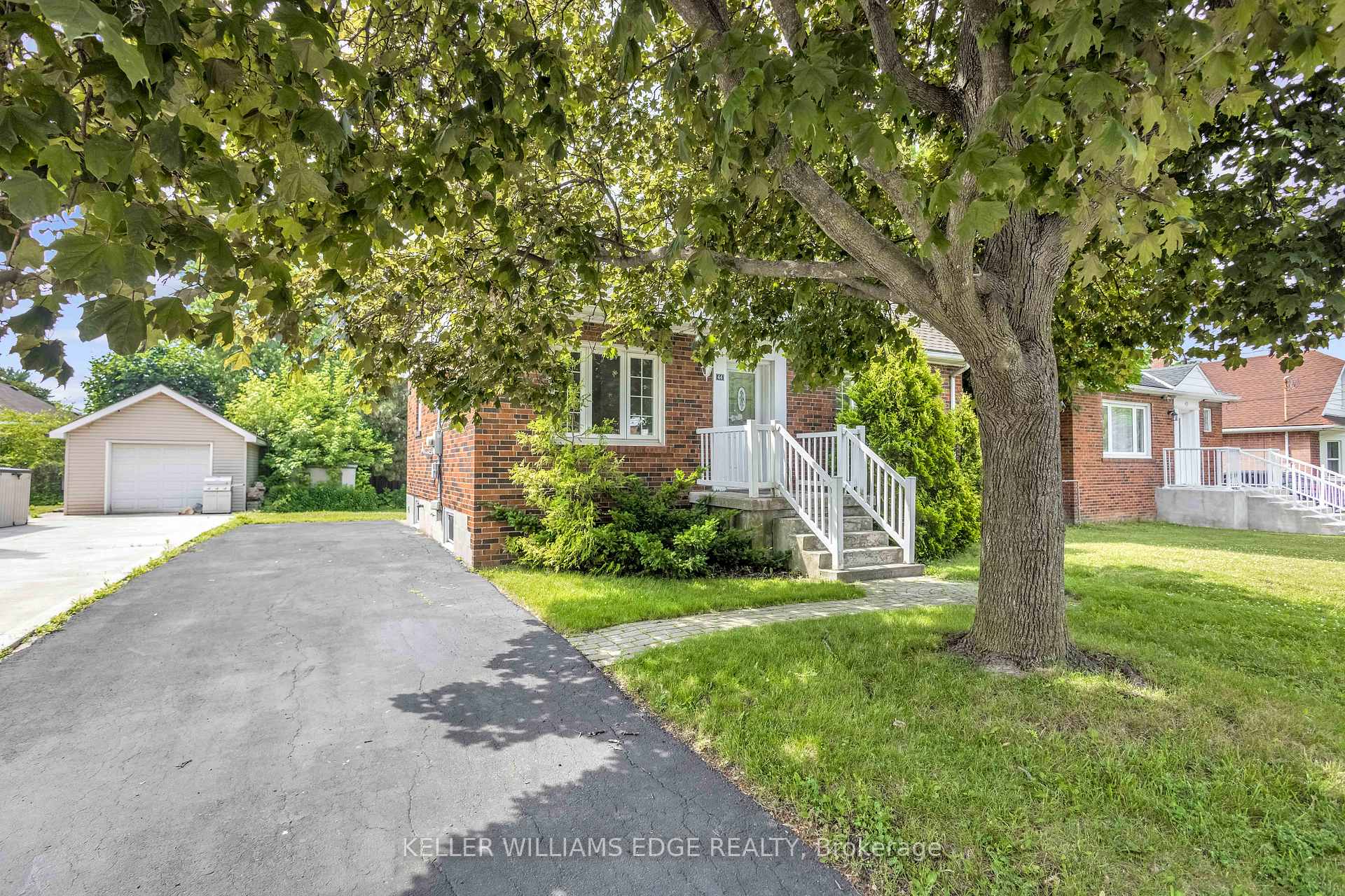 Photo 7 of Unit Upper Level, 44 West 4th Street, Hamilton, Southam — HOMEH