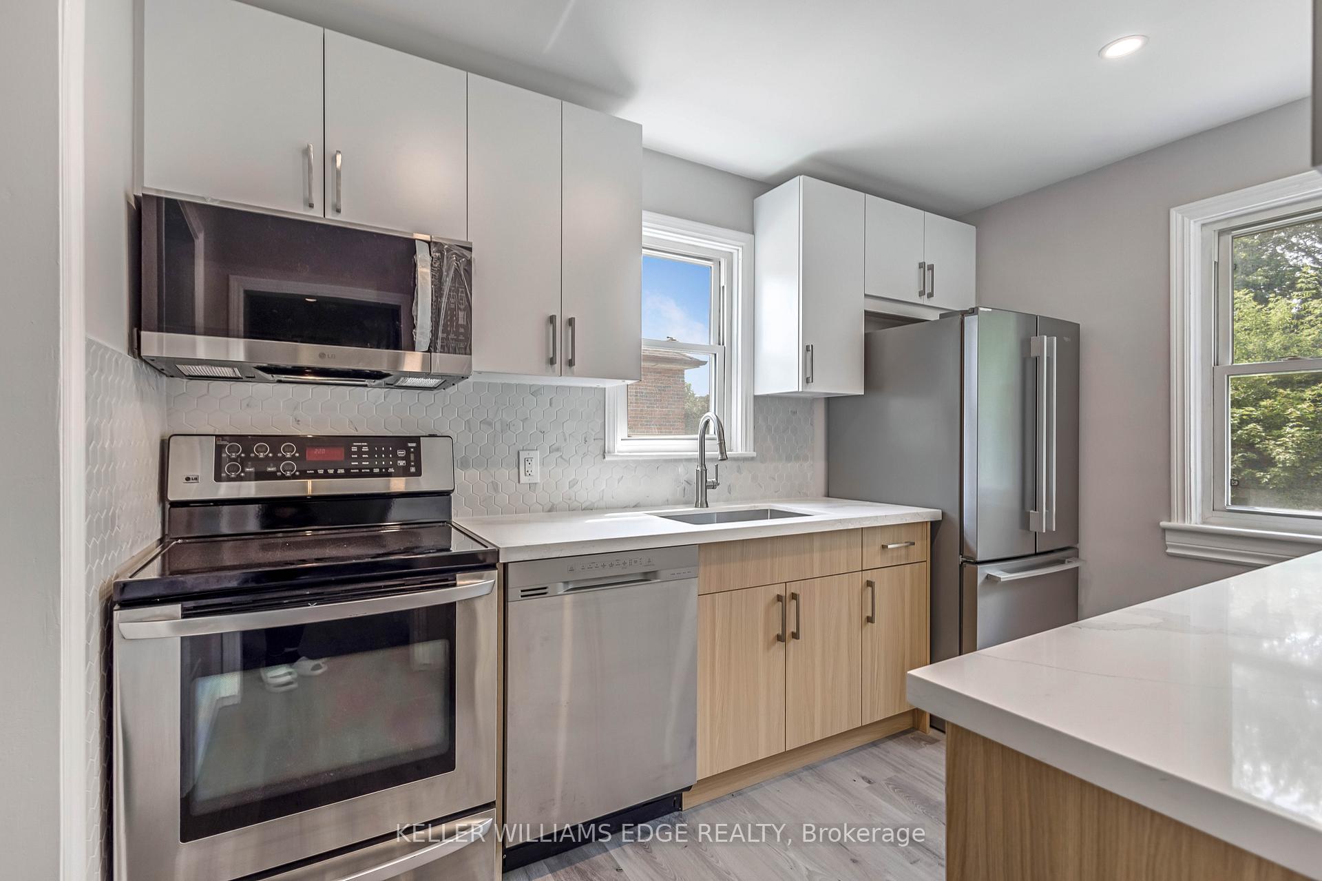 Photo 3 of Unit Upper Level, 44 West 4th Street, Hamilton, Southam — HOMEH
