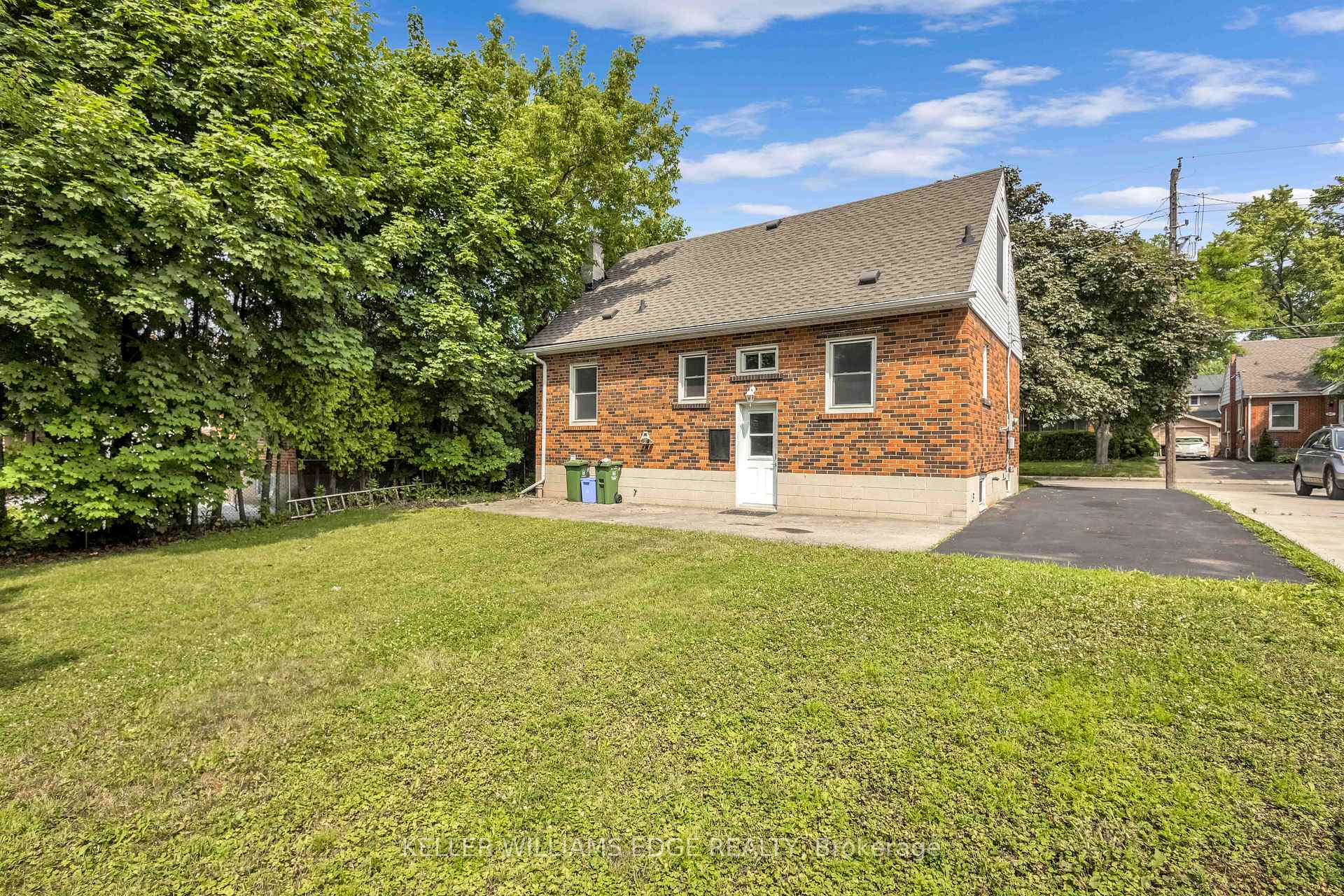 Photo 18 of Unit Upper Level, 44 West 4th Street, Hamilton, Southam — HOMEH