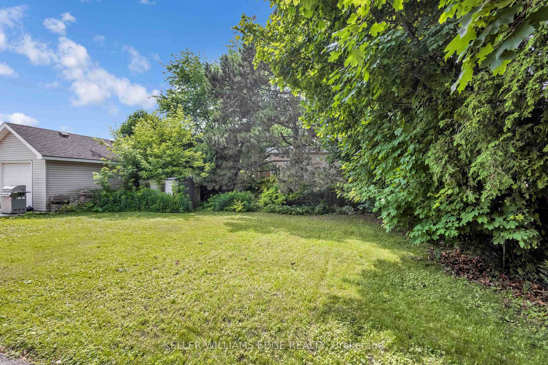 Photo 31 of Unit Upper Level, 44 West 4th Street, Hamilton, Southam — HOMEH