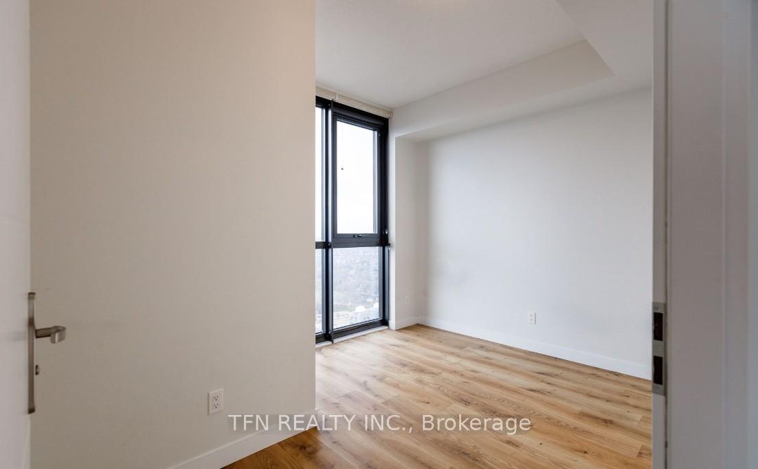 Photo 5 of Unit 3614, 60 Frederick Street, Kitchener, City Commercial Core — HOMEH