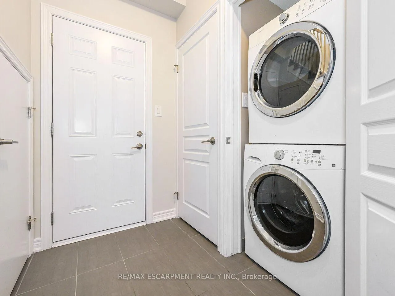 Photo 10 of Unit 84, 515 Winston Road, Grimsby, Grimsby Beach — HOMEH
