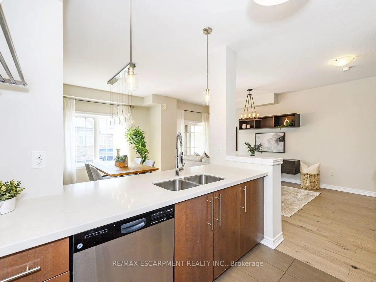 Photo 35 of Unit 84, 515 Winston Road, Grimsby, Grimsby Beach — HOMEH