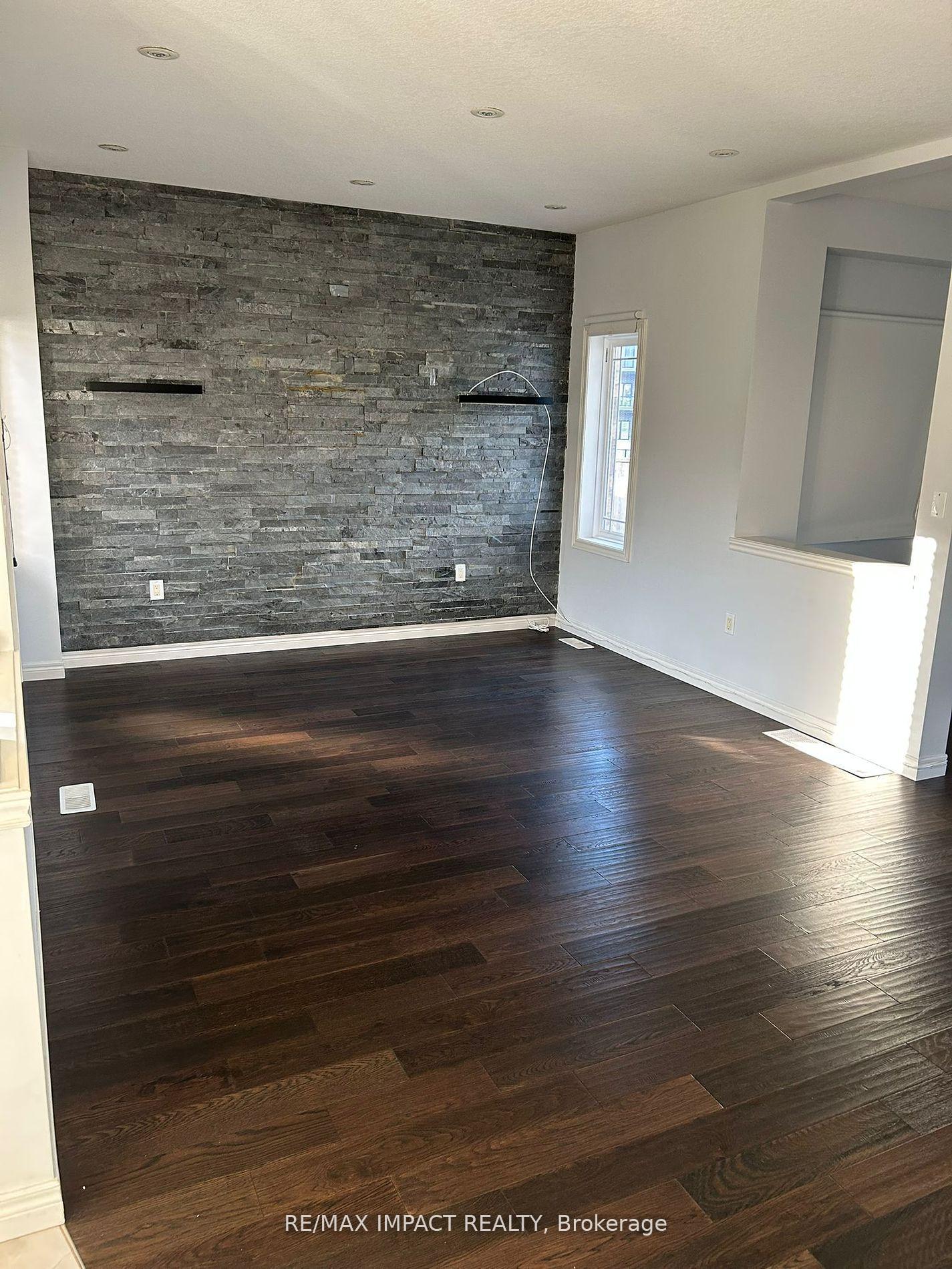 Photo 6 of 212 Greenwater Place, Kitchener — HOMEH