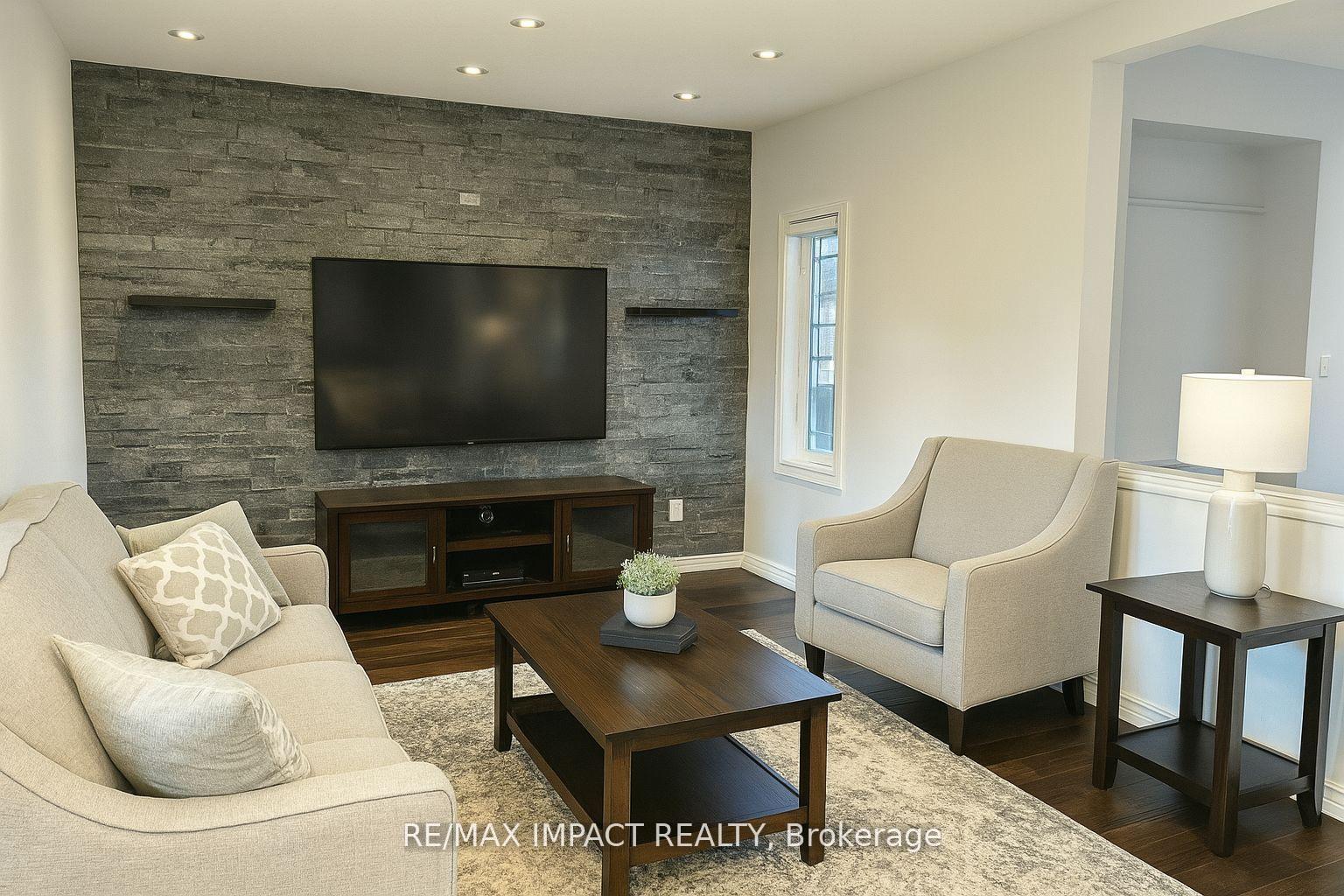 Photo 4 of 212 Greenwater Place, Kitchener — HOMEH