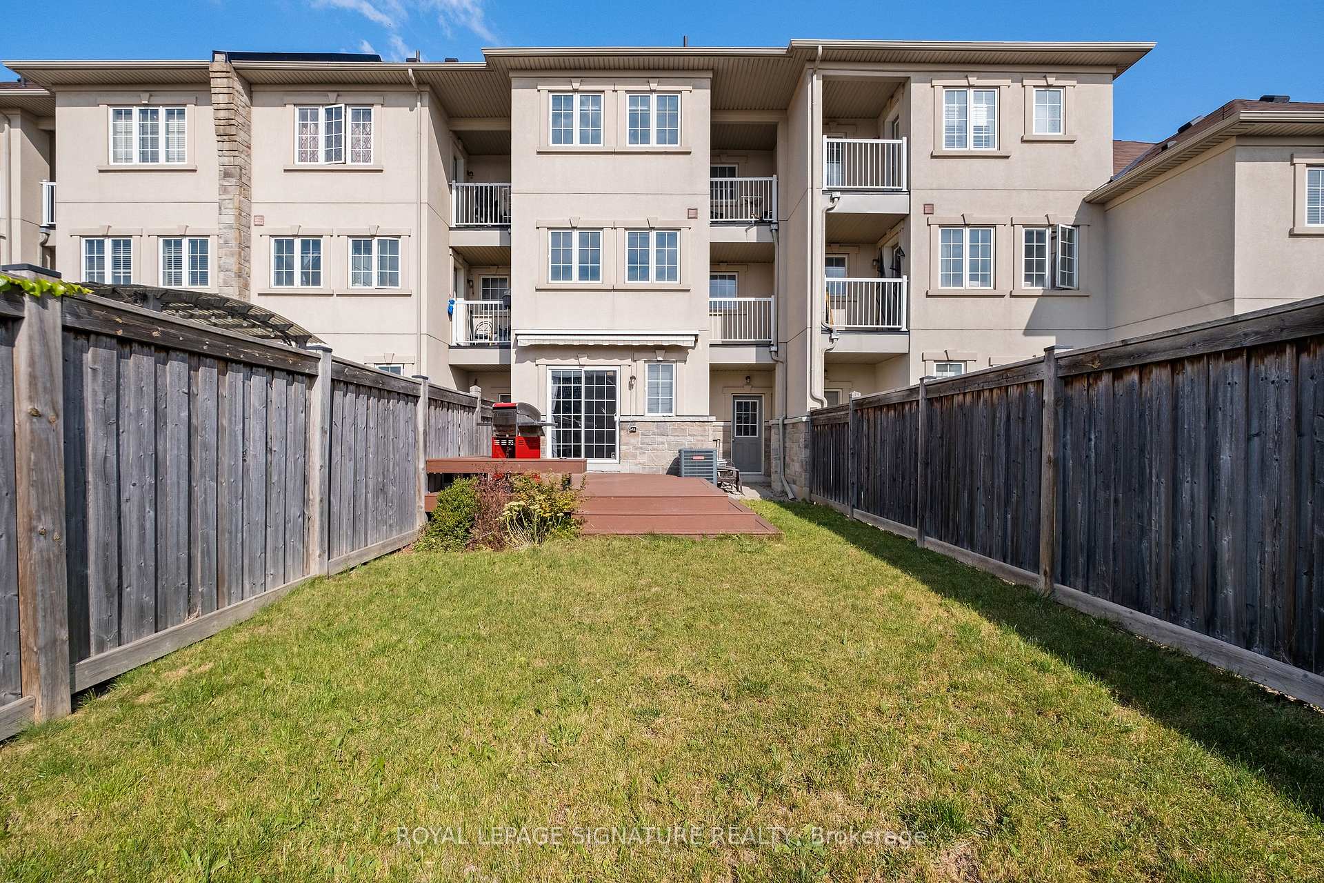 Photo 17 of 161 Hawkview Boulevard, Vaughan, Vellore Village — HOMEH