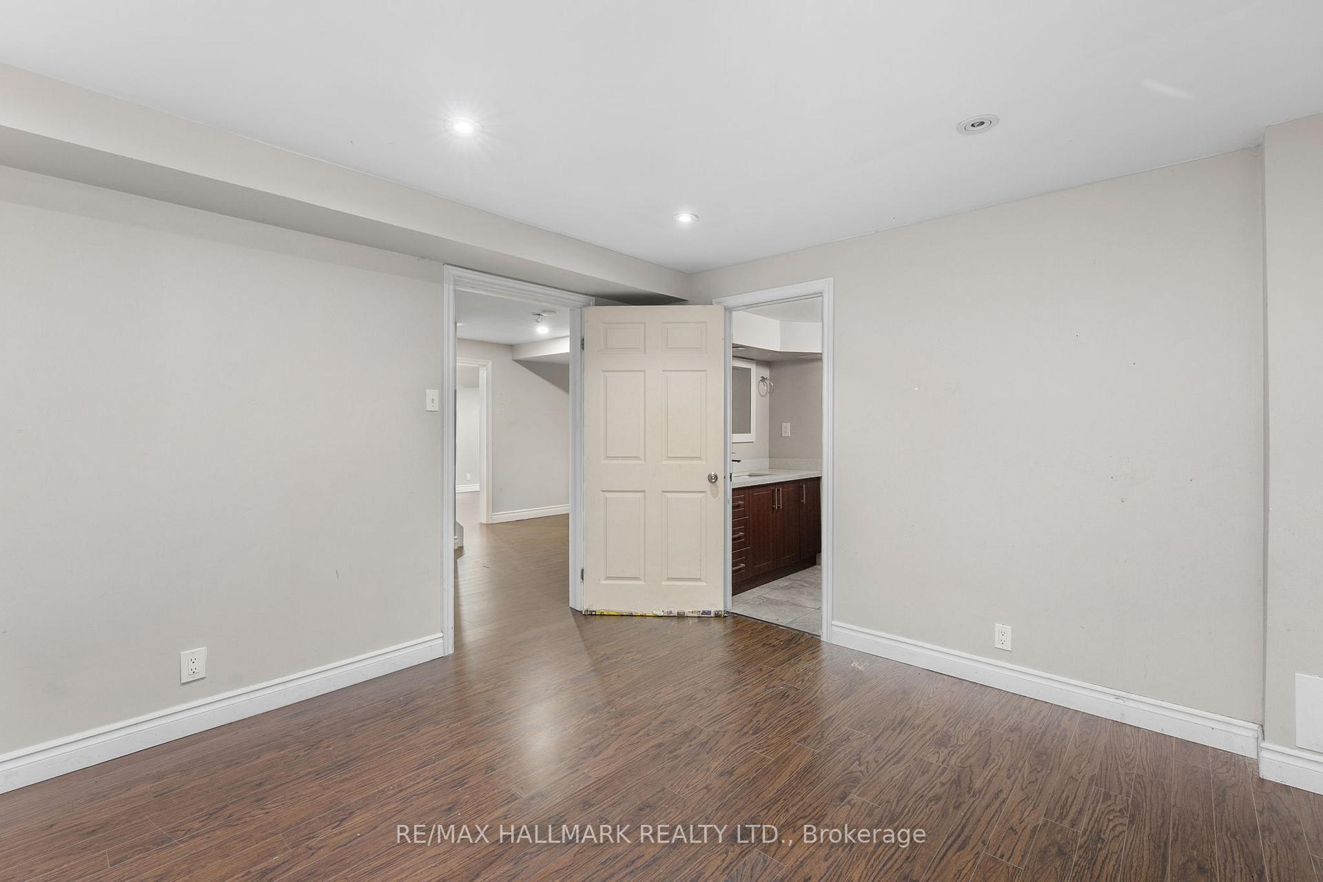 Photo 24 of 981 Deer Valley Drive, Oshawa, Northglen — HOMEH