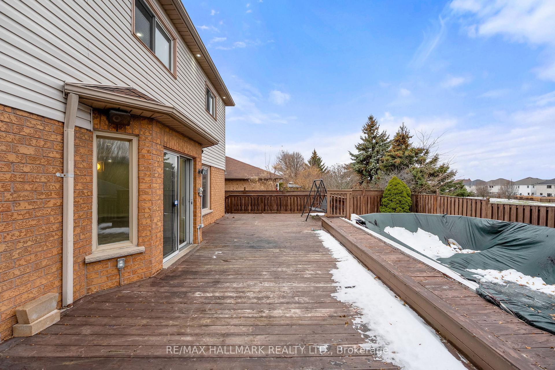 Photo 39 of 981 Deer Valley Drive, Oshawa, Northglen — HOMEH