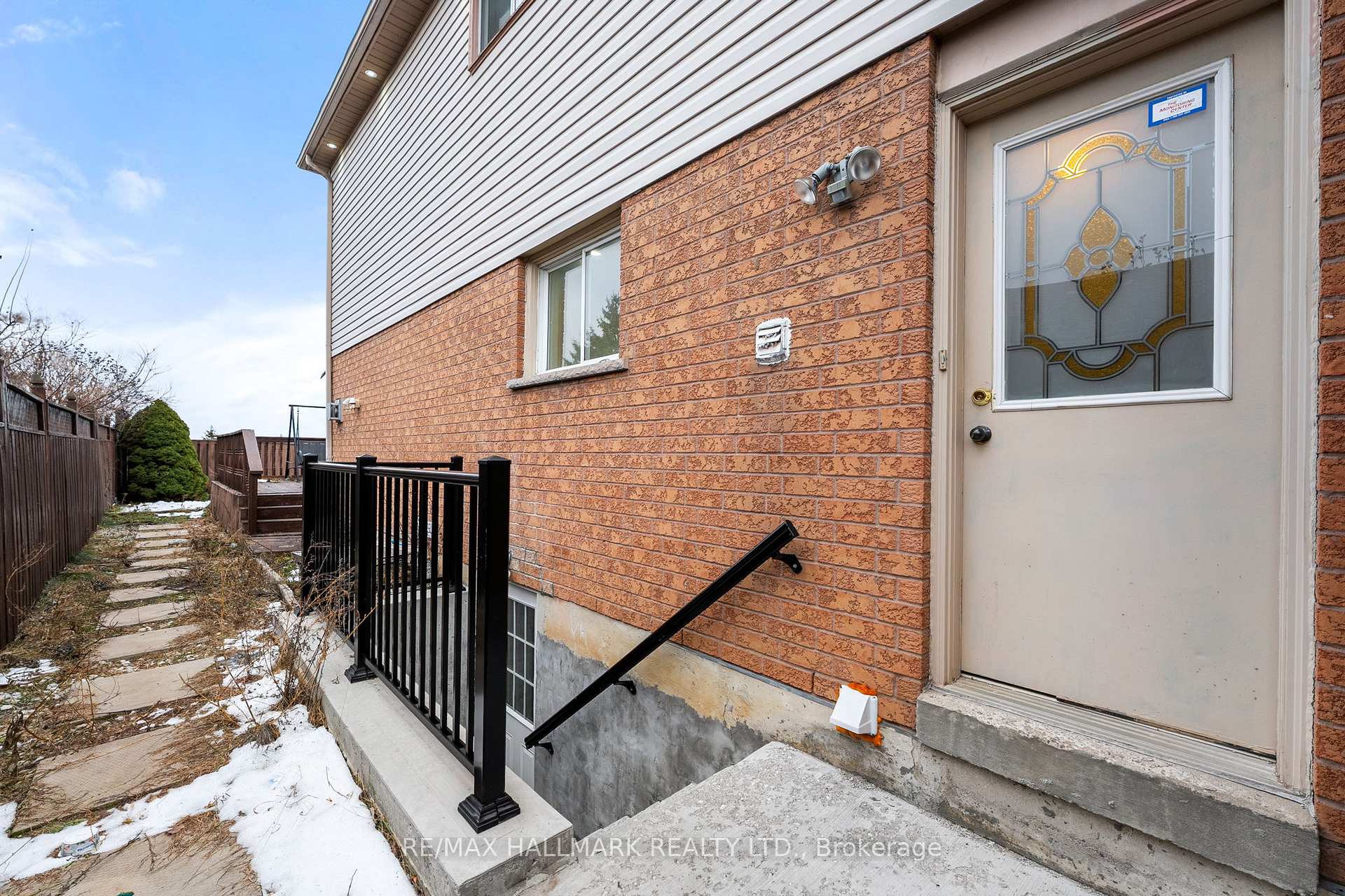 Photo 43 of 981 Deer Valley Drive, Oshawa, Northglen — HOMEH