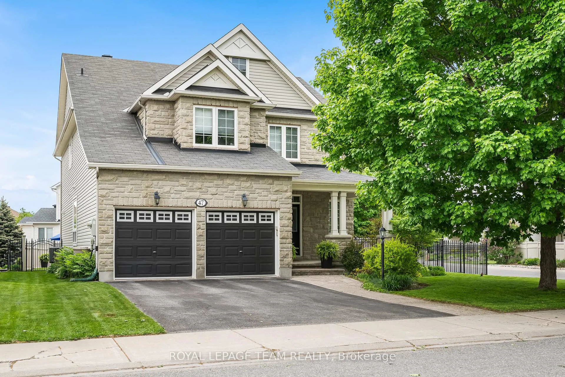 Photo 1 of 47 Blackshire Circle, Ottawa, Barrhaven - Stonebridge — HOMEH