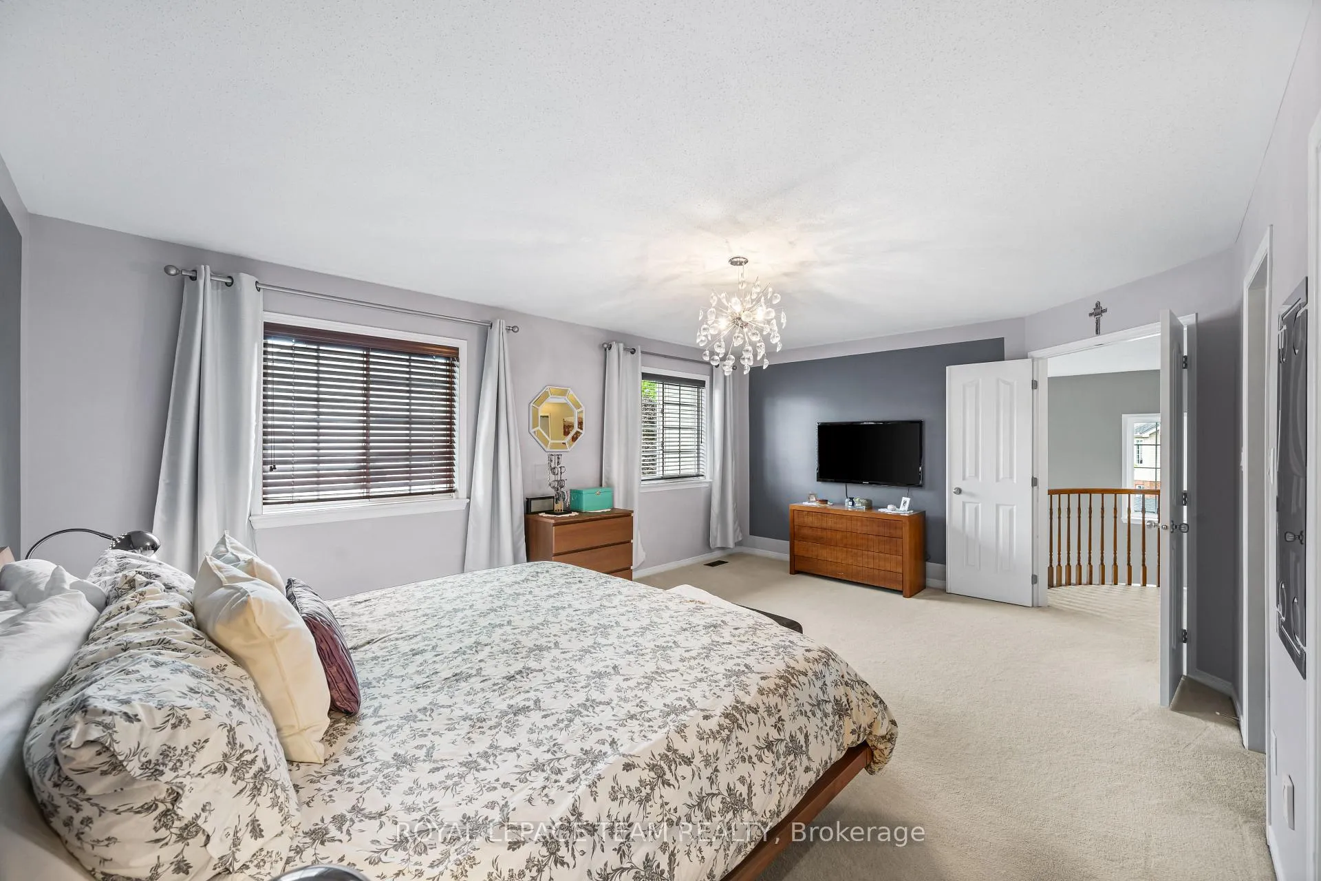 Photo 22 of 47 Blackshire Circle, Ottawa, Barrhaven - Stonebridge — HOMEH