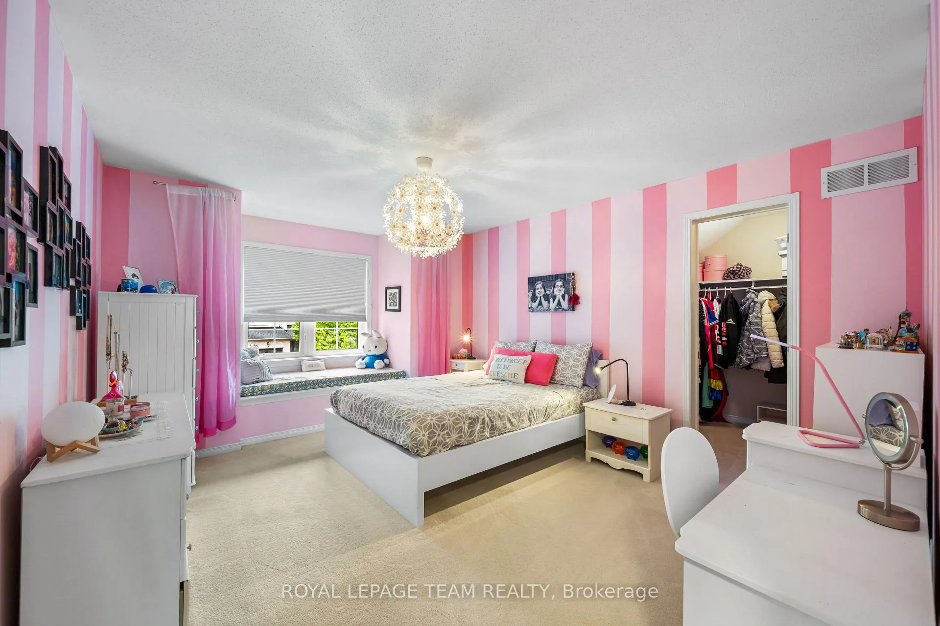Photo 27 of 47 Blackshire Circle, Ottawa, Barrhaven - Stonebridge — HOMEH