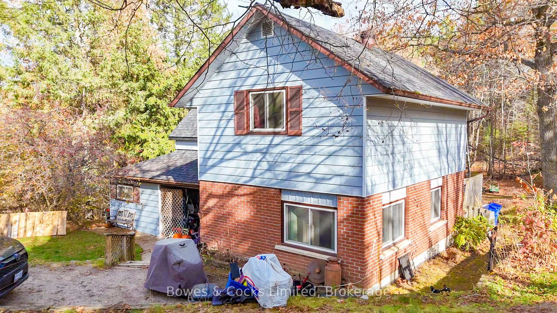 Photo 2 of 35 Cleak Avenue, Bancroft, Bancroft Ward — HOMEH