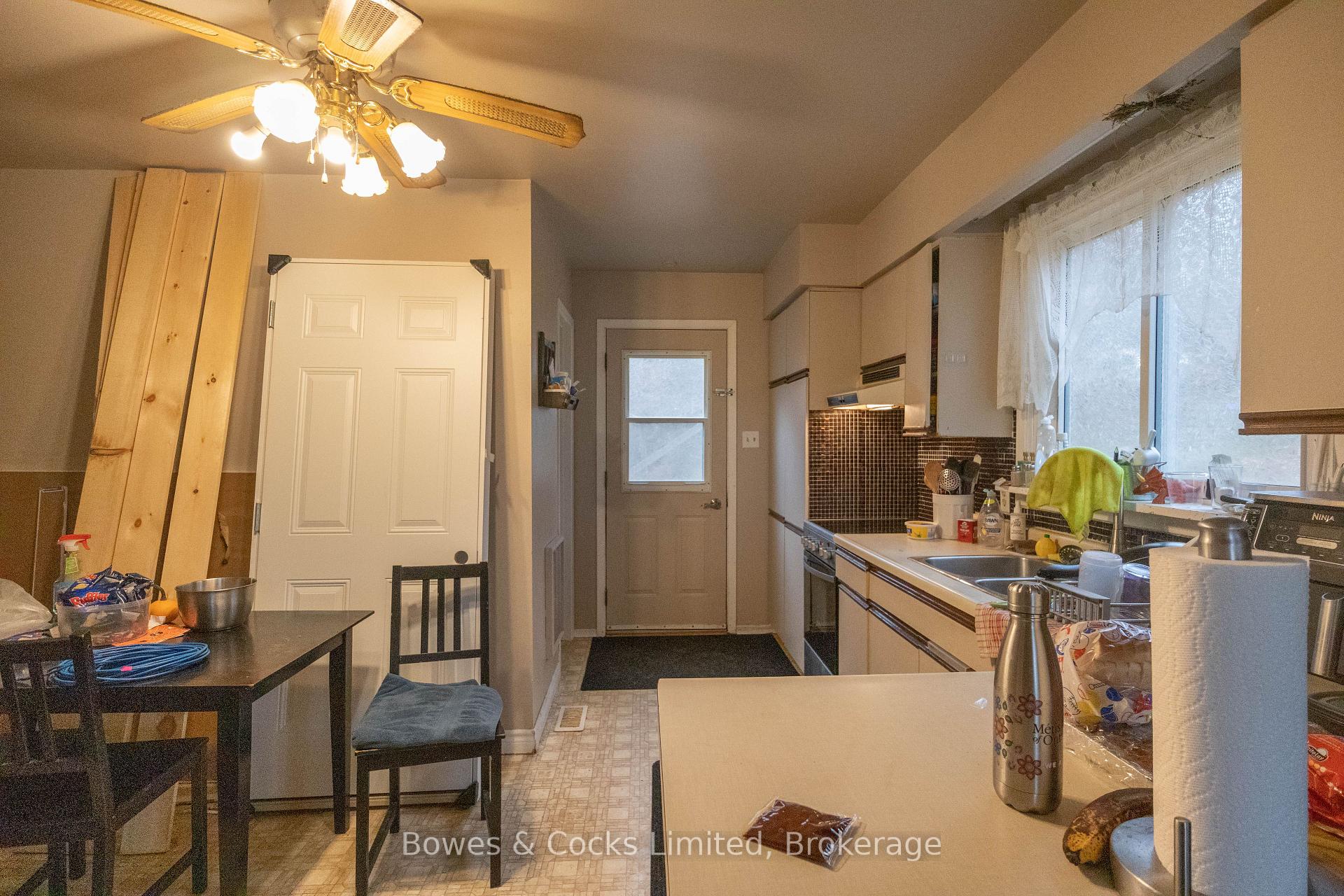 Photo 6 of 35 Cleak Avenue, Bancroft, Bancroft Ward — HOMEH