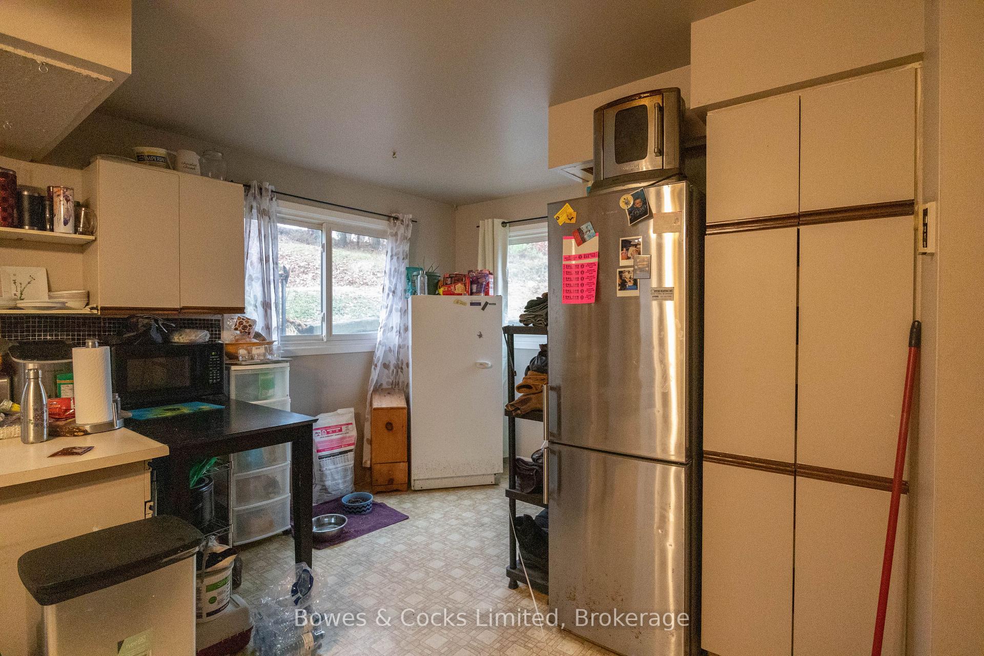 Photo 8 of 35 Cleak Avenue, Bancroft, Bancroft Ward — HOMEH