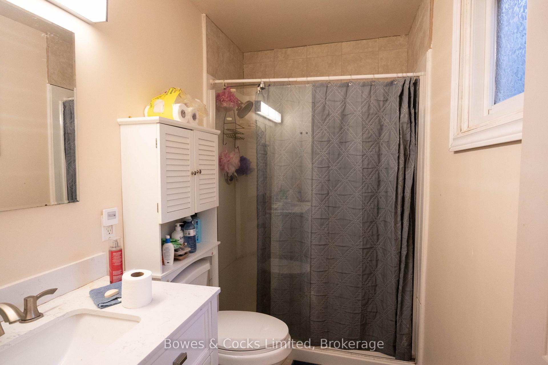 Photo 3 of 35 Cleak Avenue, Bancroft, Bancroft Ward — HOMEH