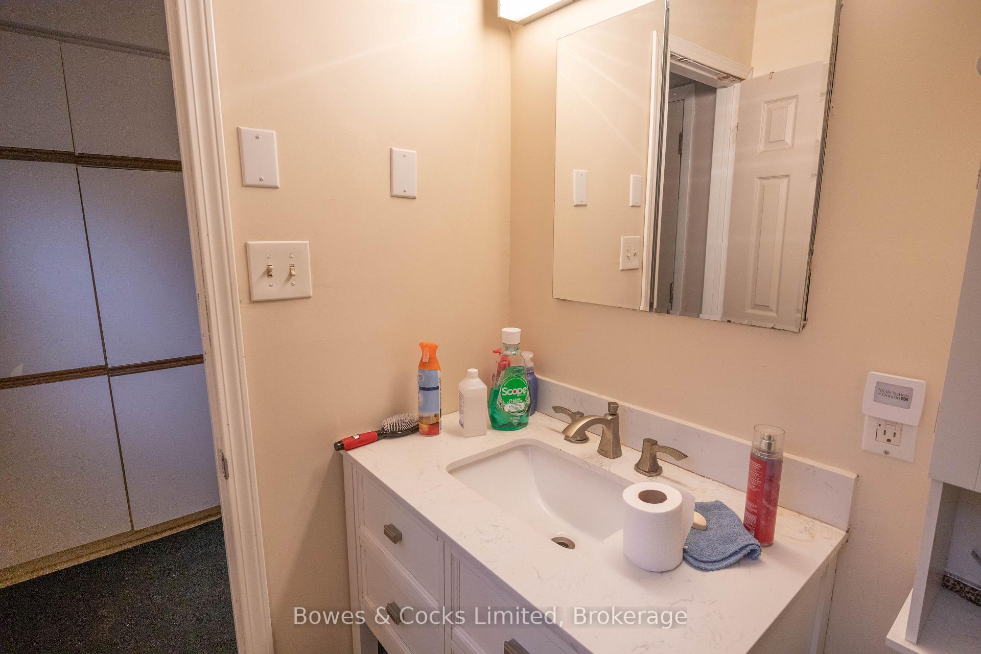 Photo 24 of 35 Cleak Avenue, Bancroft, Bancroft Ward — HOMEH