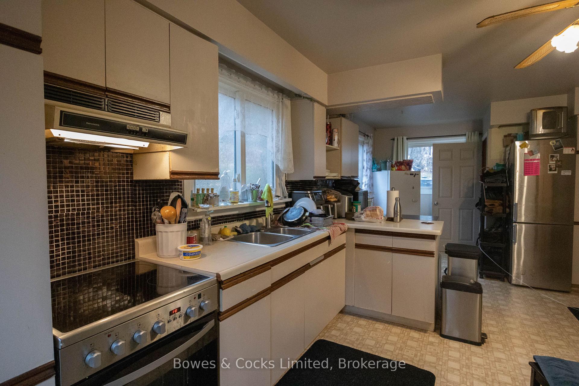 Photo 14 of 35 Cleak Avenue, Bancroft, Bancroft Ward — HOMEH